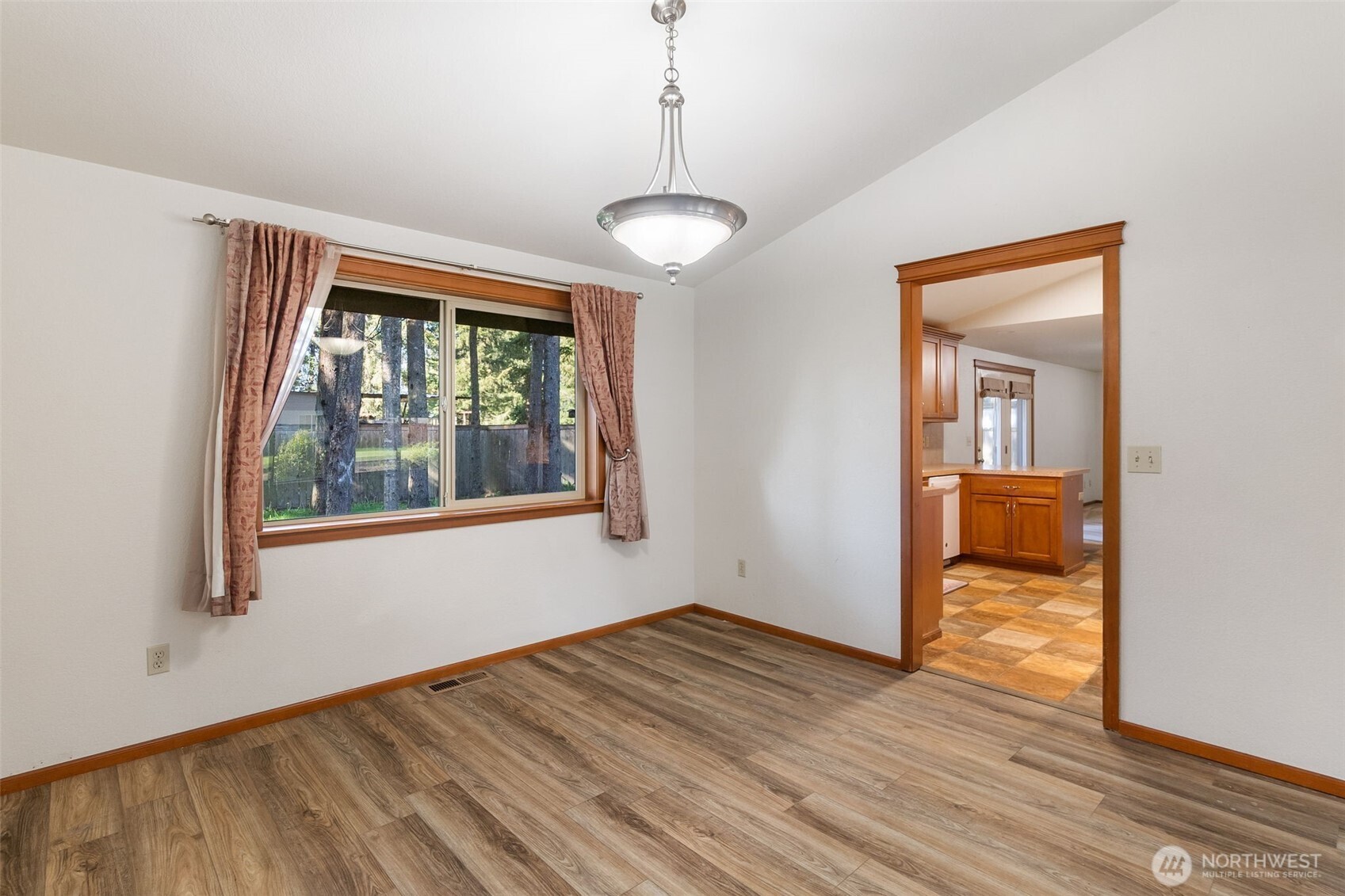 6107 189th Loop SW, Rochester, WA 98579
