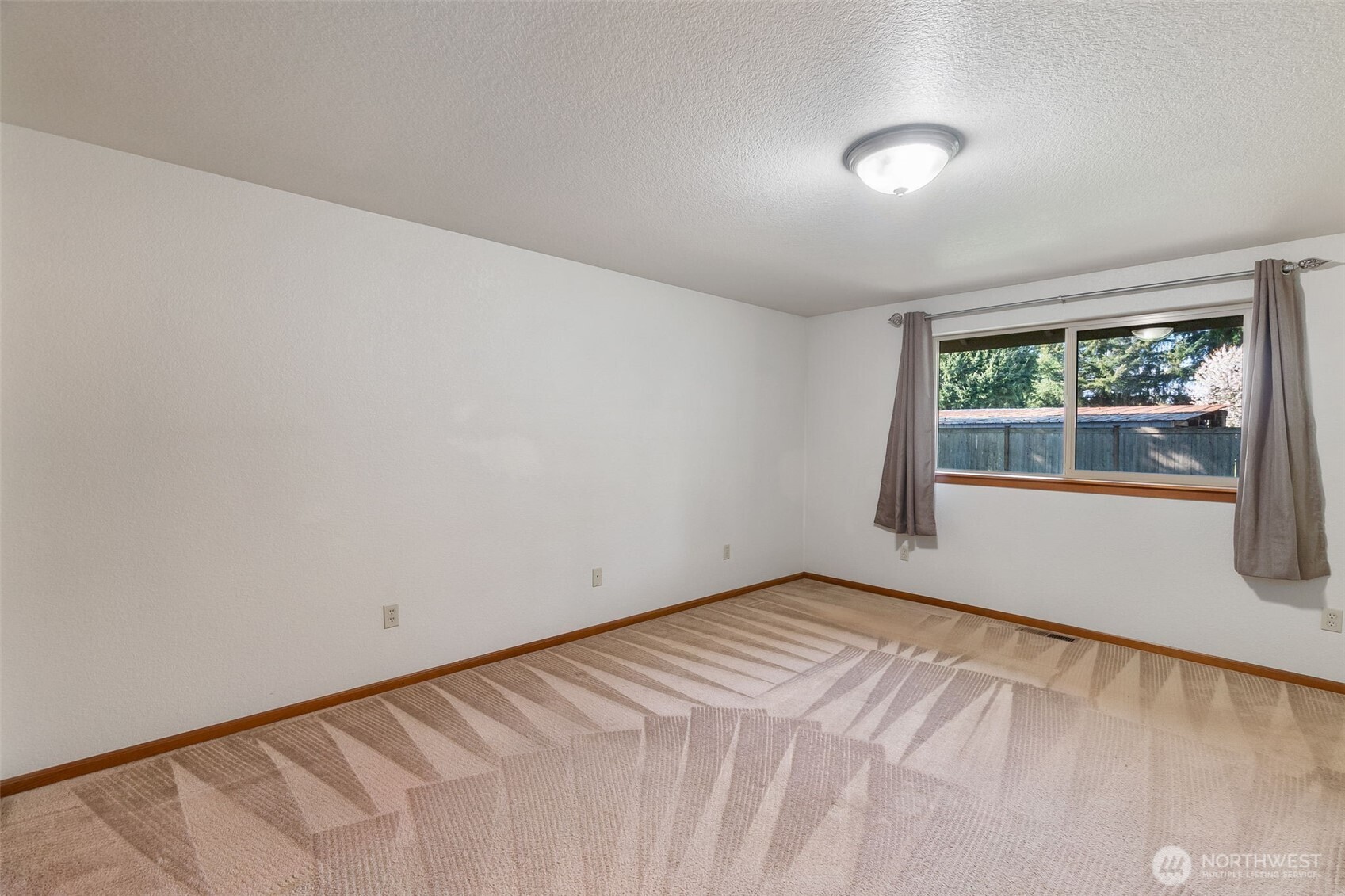 6107 189th Loop SW, Rochester, WA 98579