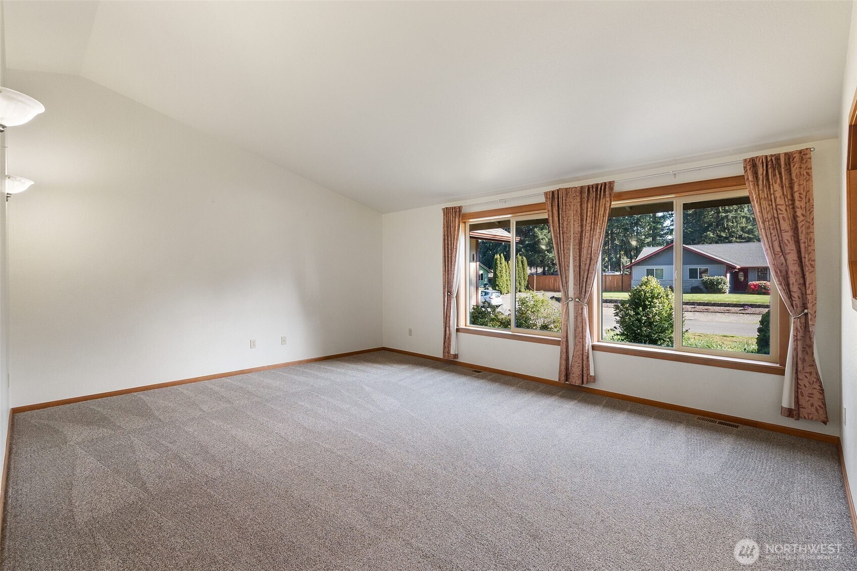 6107 189th Loop SW, Rochester, WA 98579