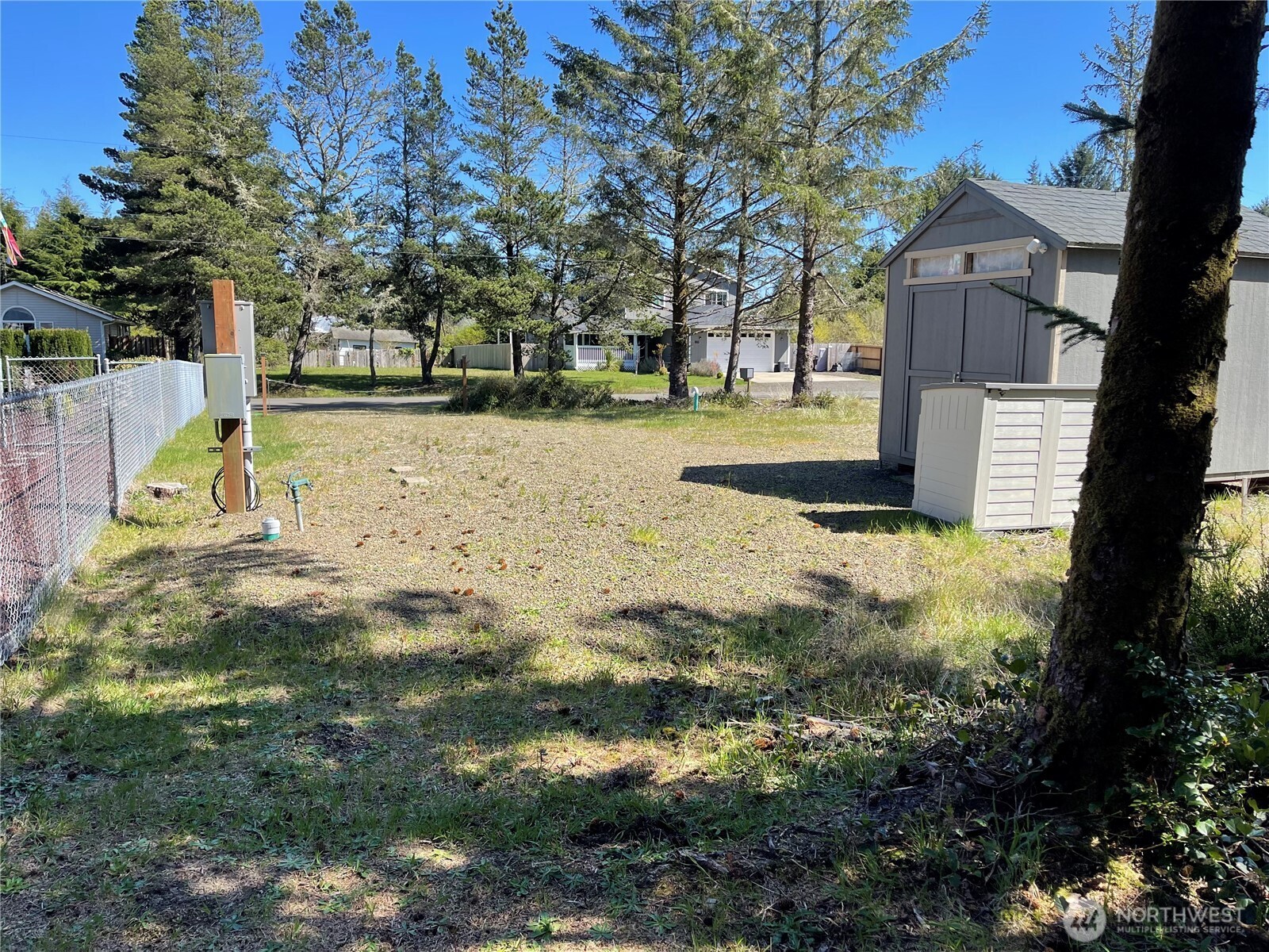 583 Meadow Avenue NE, Ocean Shores, WA 98569