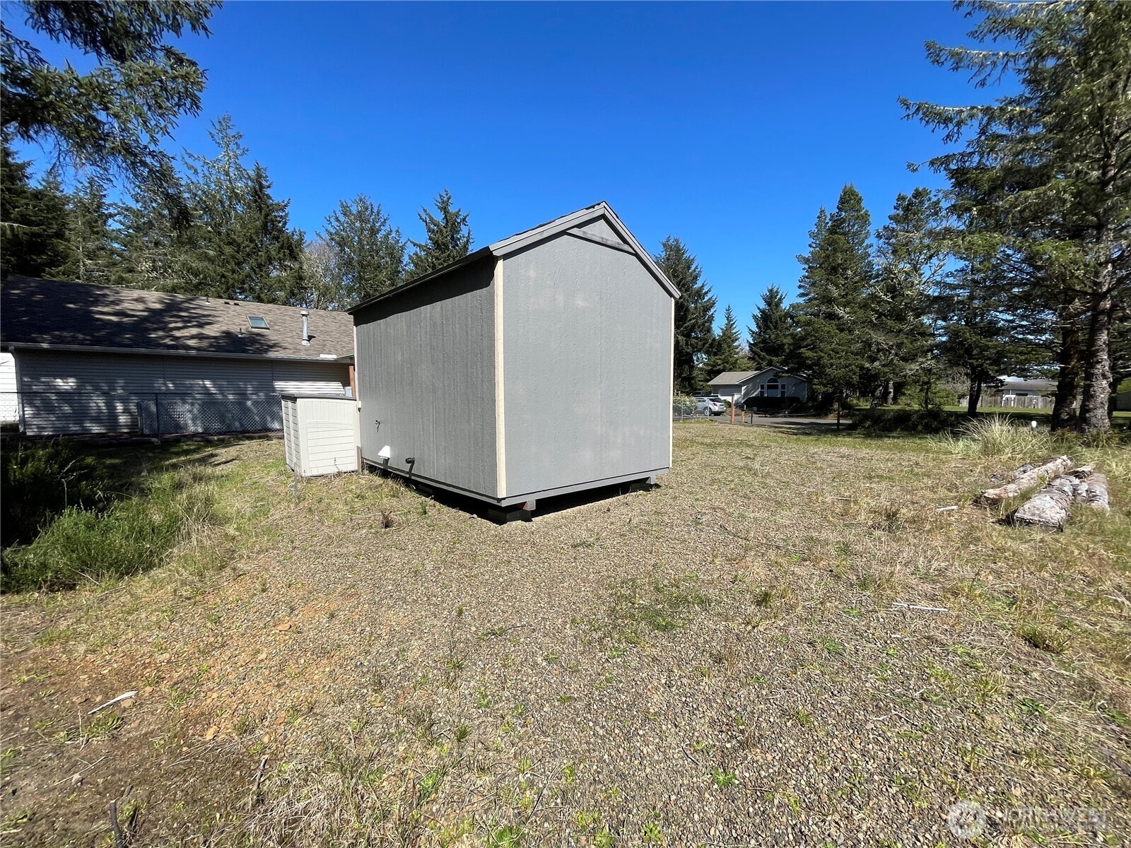 583 Meadow Avenue NE, Ocean Shores, WA 98569