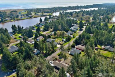 583 Meadow Avenue NE, Ocean Shores, WA 98569 - Photo 20