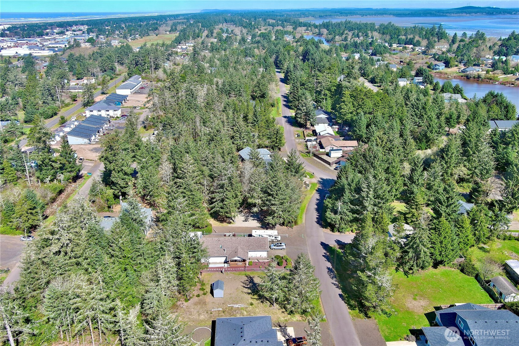 583 Meadow Avenue NE, Ocean Shores, WA 98569