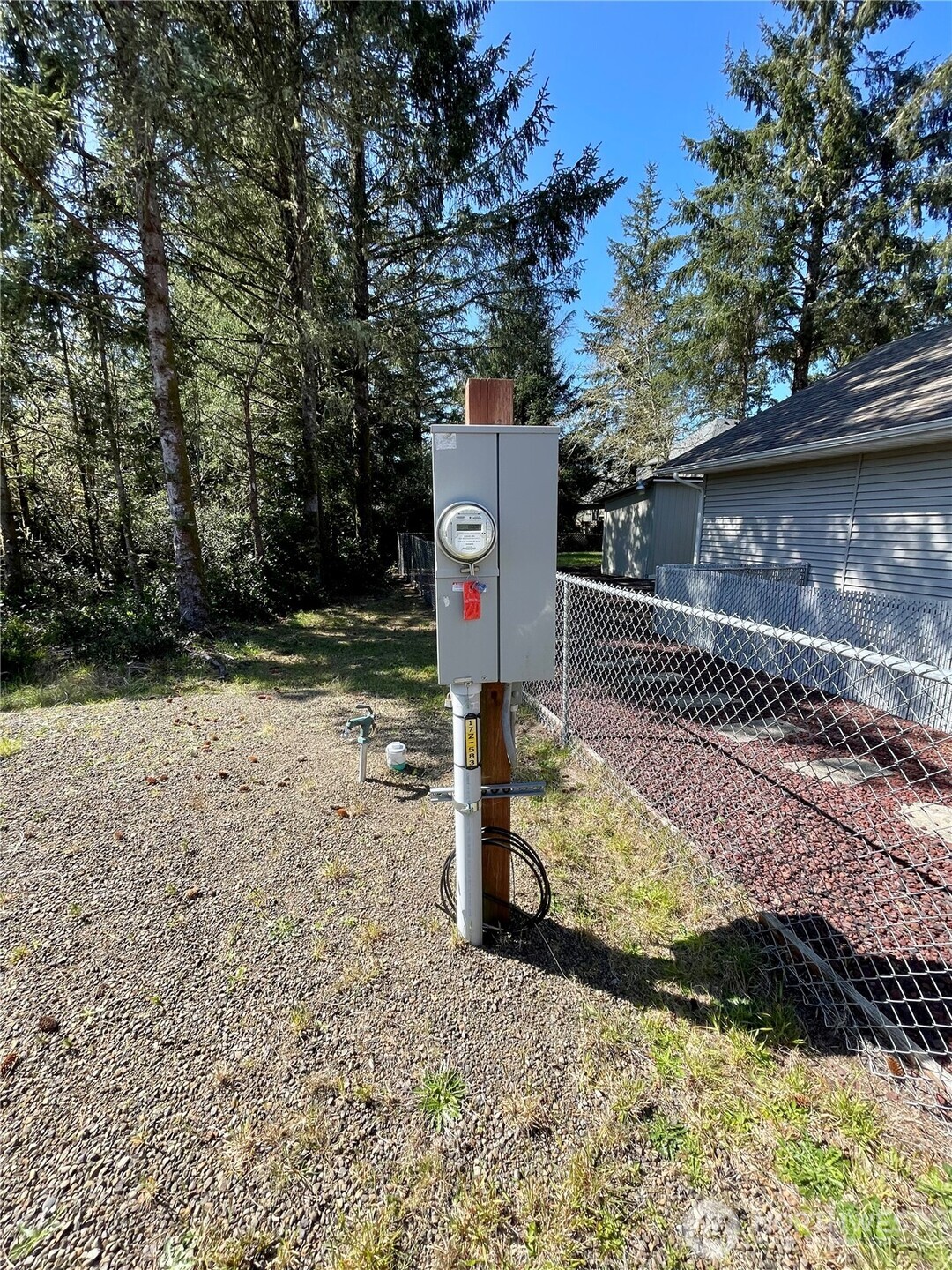 583 Meadow Avenue NE, Ocean Shores, WA 98569