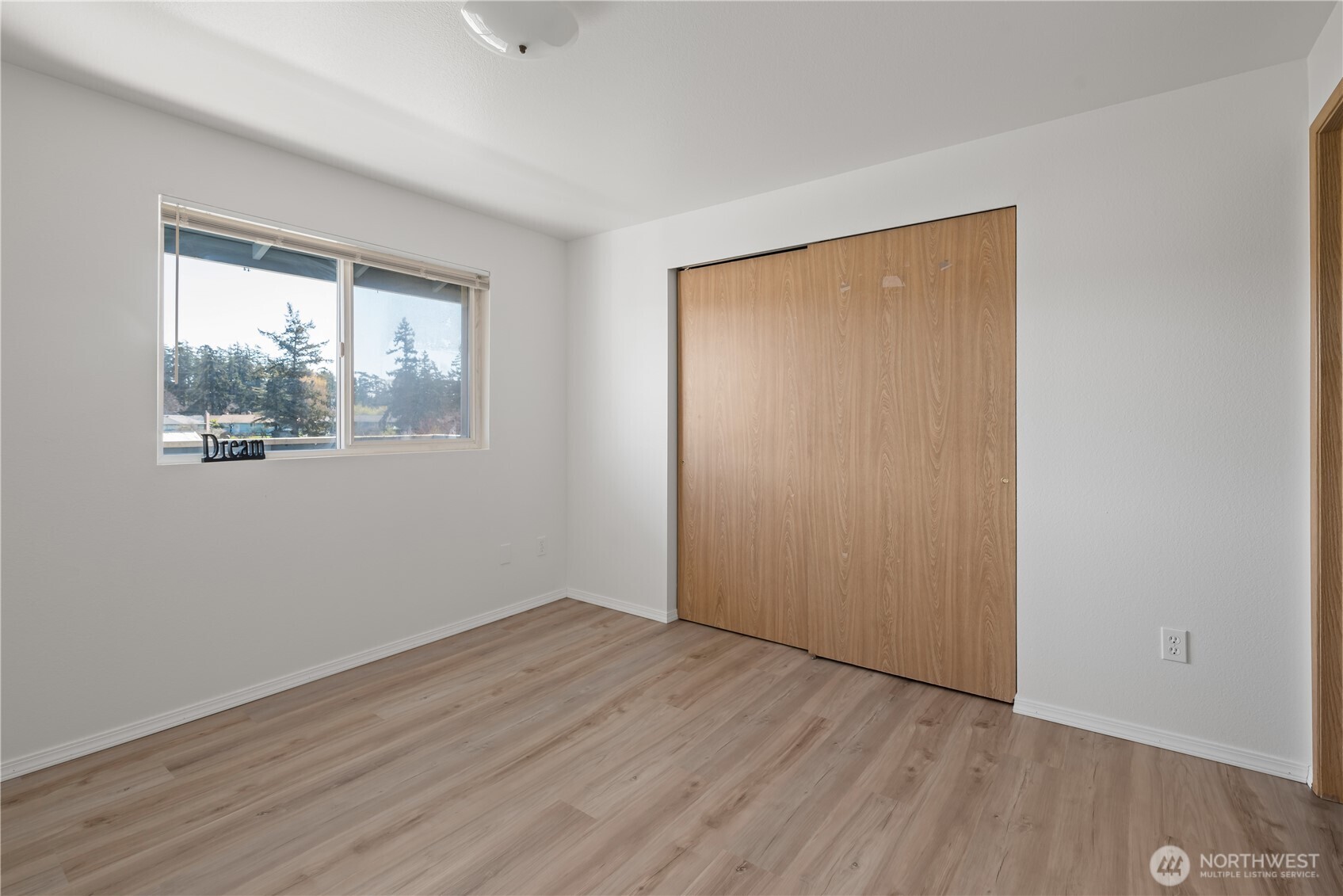 537 NE Ellis Way #B201, Oak Harbor, WA 98277