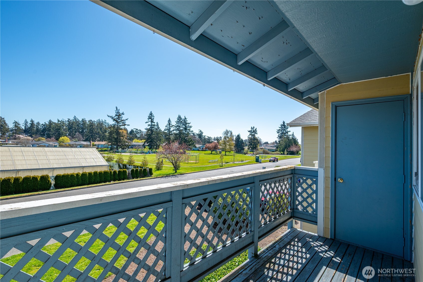 537 NE Ellis Way #B201, Oak Harbor, WA 98277