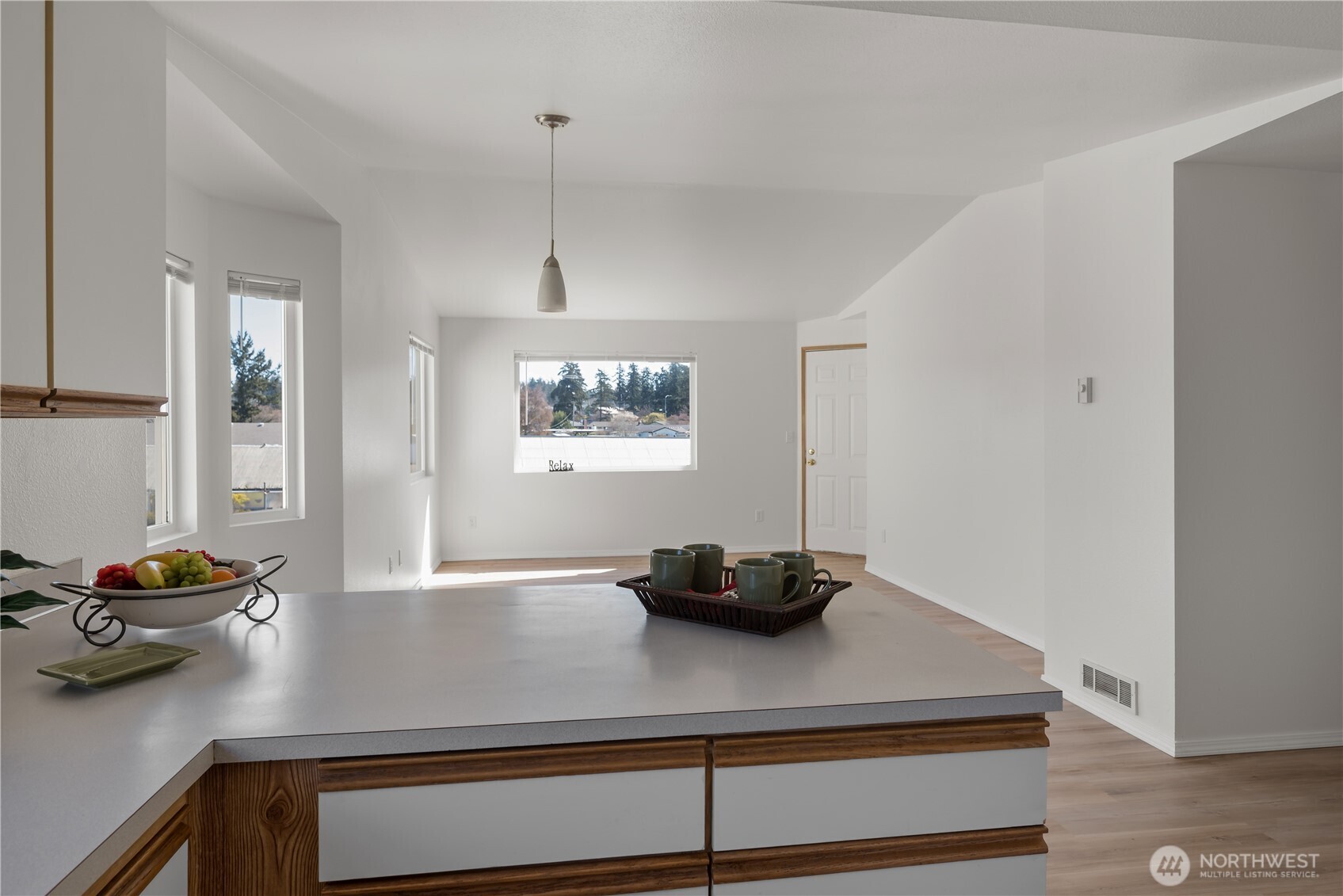 537 NE Ellis Way #B201, Oak Harbor, WA 98277