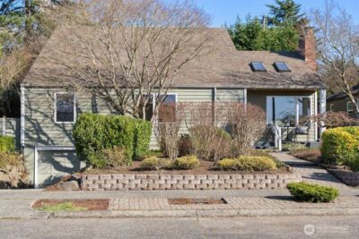 5720 59th Avenue NE, Seattle, WA 98105-2028