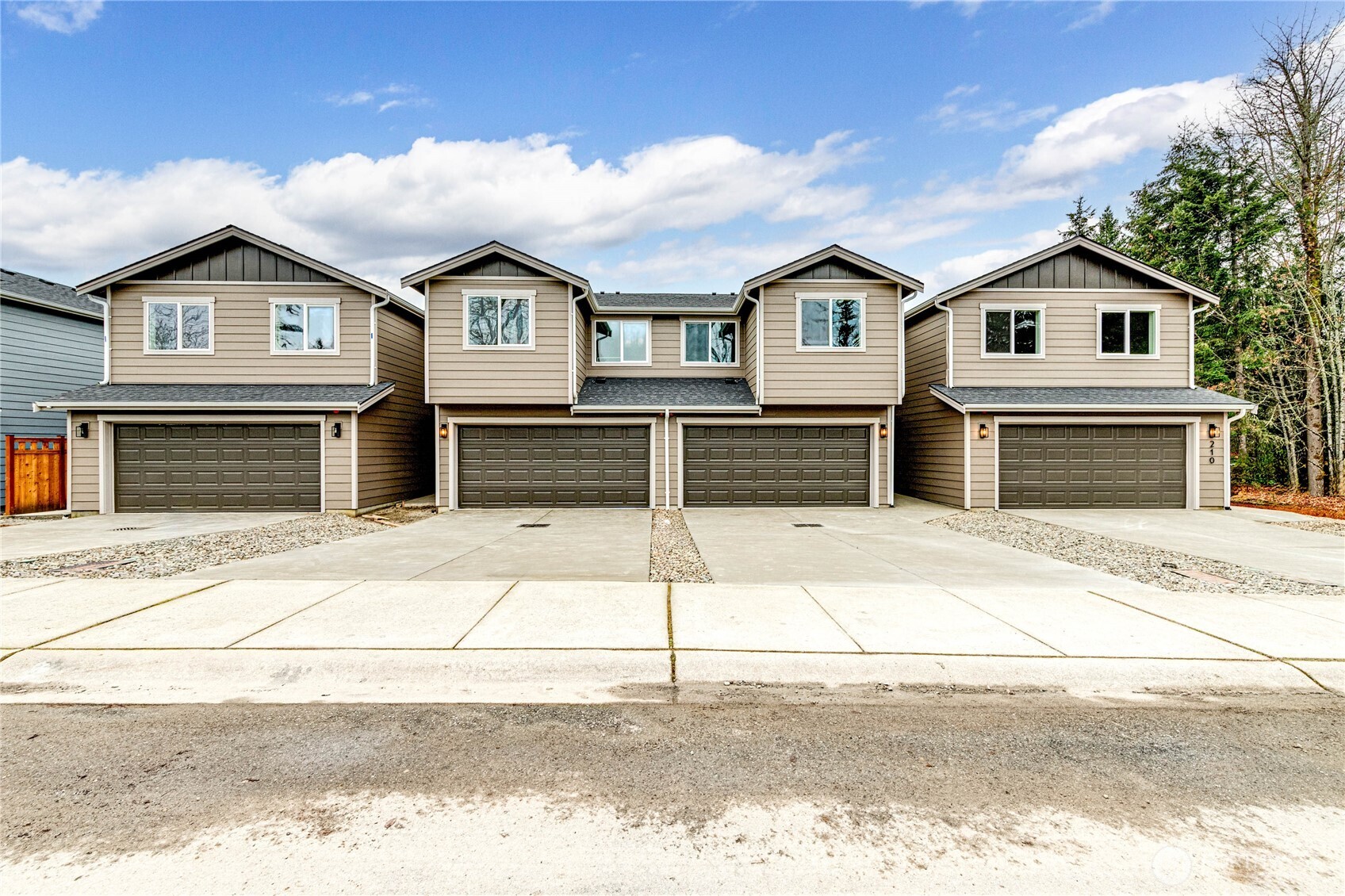 206 Creekside Drive , Port Angeles, WA 98362