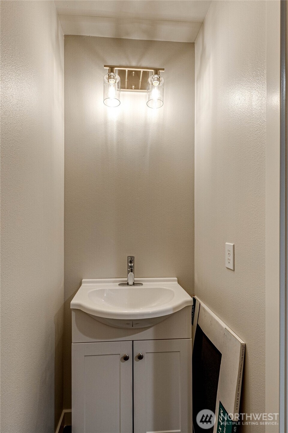 206 Creekside Drive , Port Angeles, WA 98362