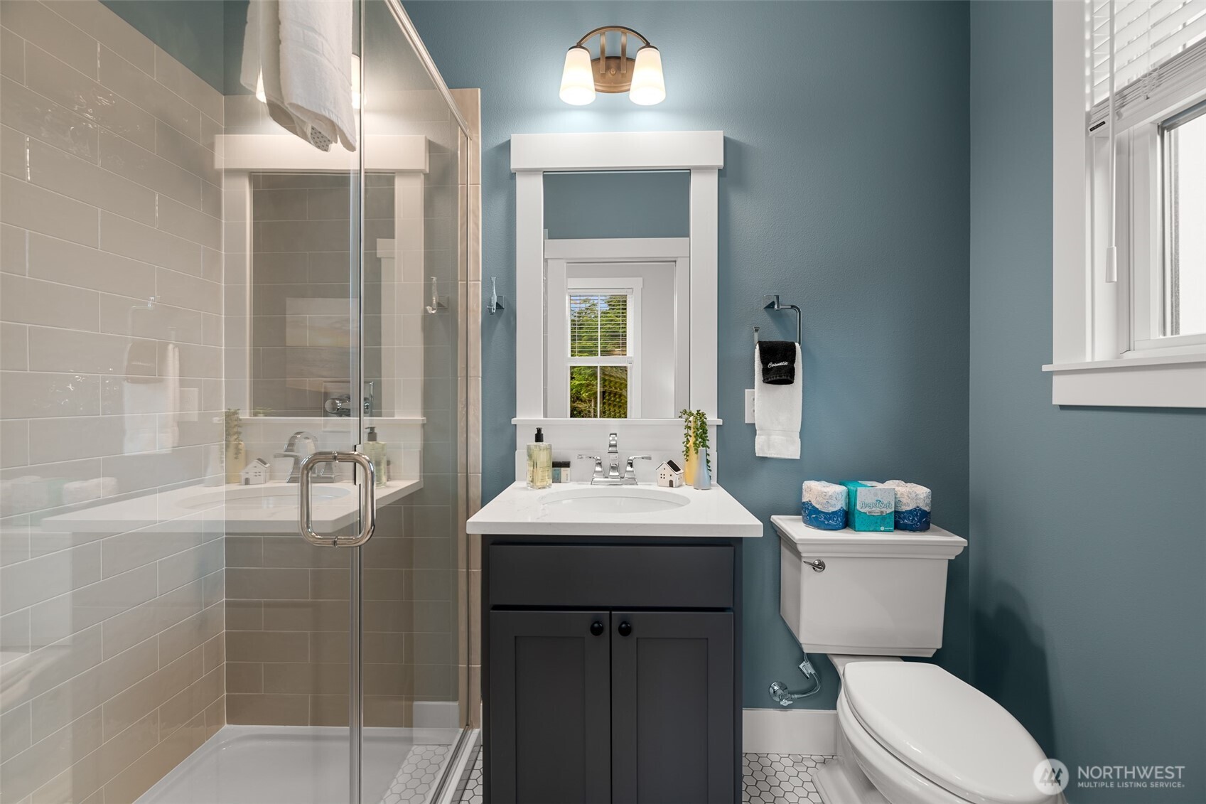 367 Compass Street , Pacific Beach, WA 98571