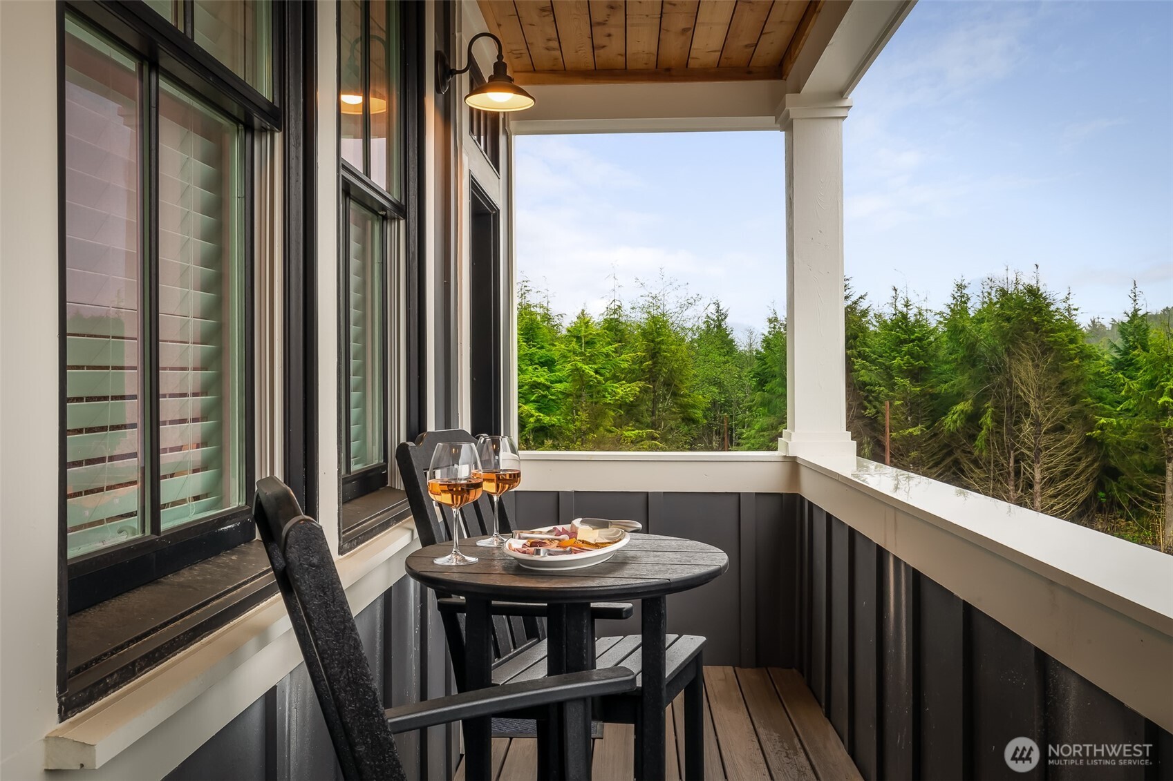 367 Compass Street , Pacific Beach, WA 98571