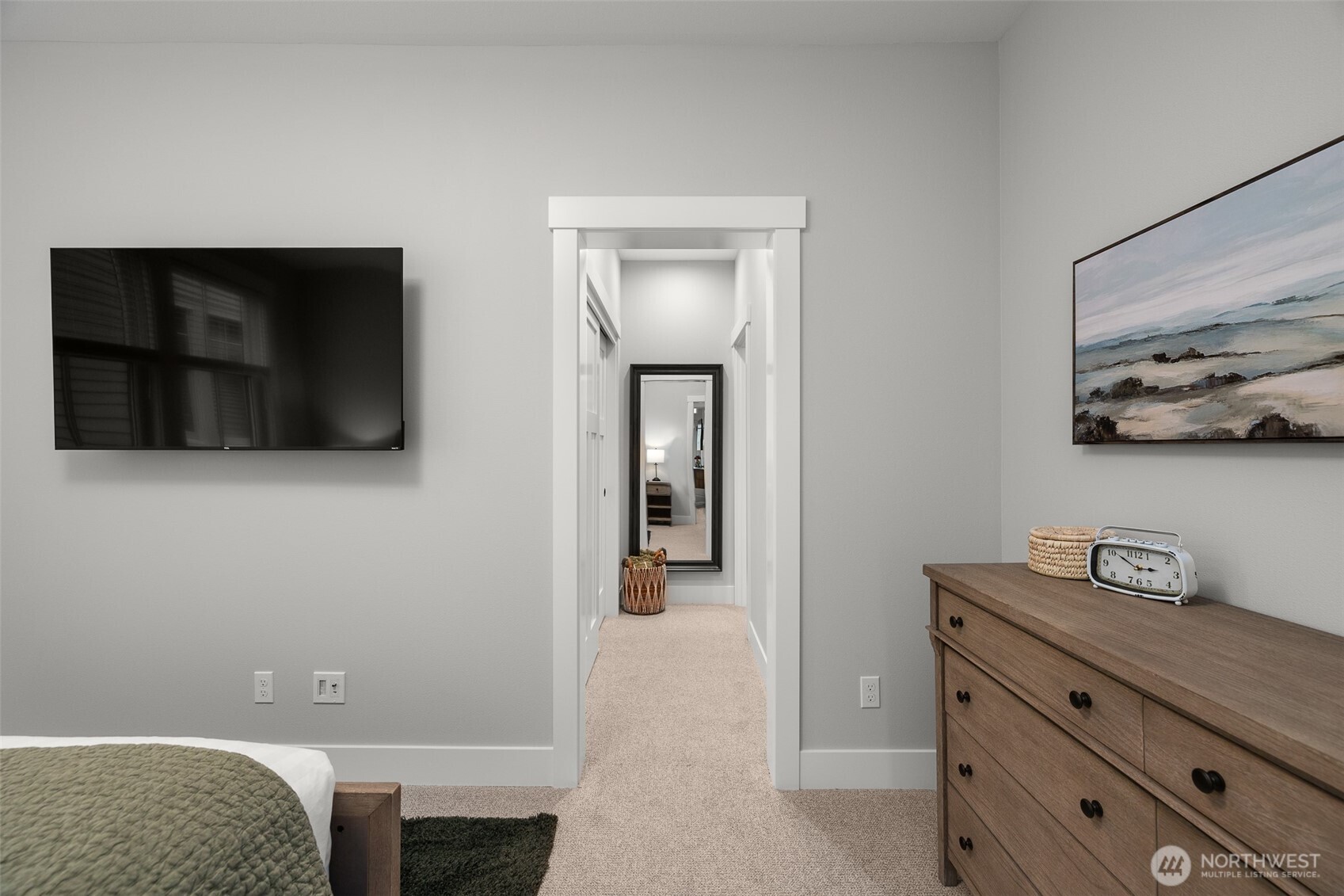 367 Compass Street , Pacific Beach, WA 98571