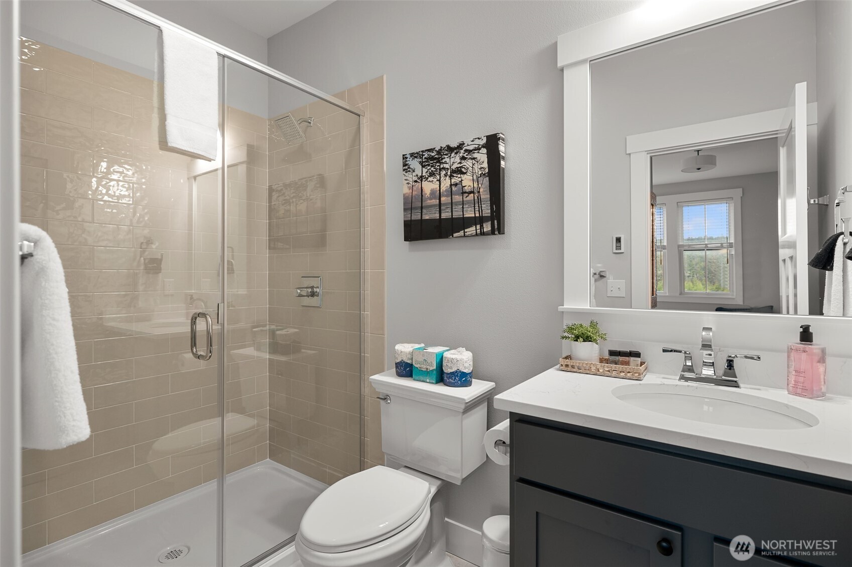 367 Compass Street , Pacific Beach, WA 98571