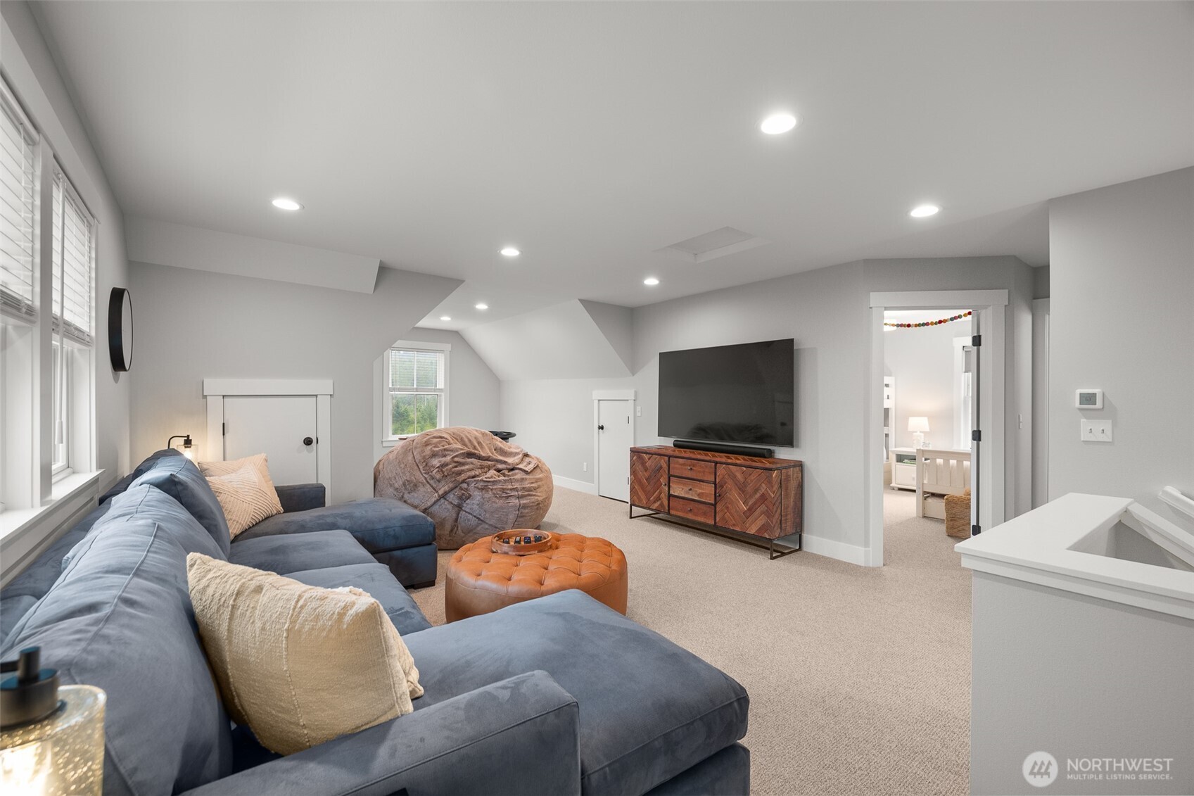 367 Compass Street , Pacific Beach, WA 98571