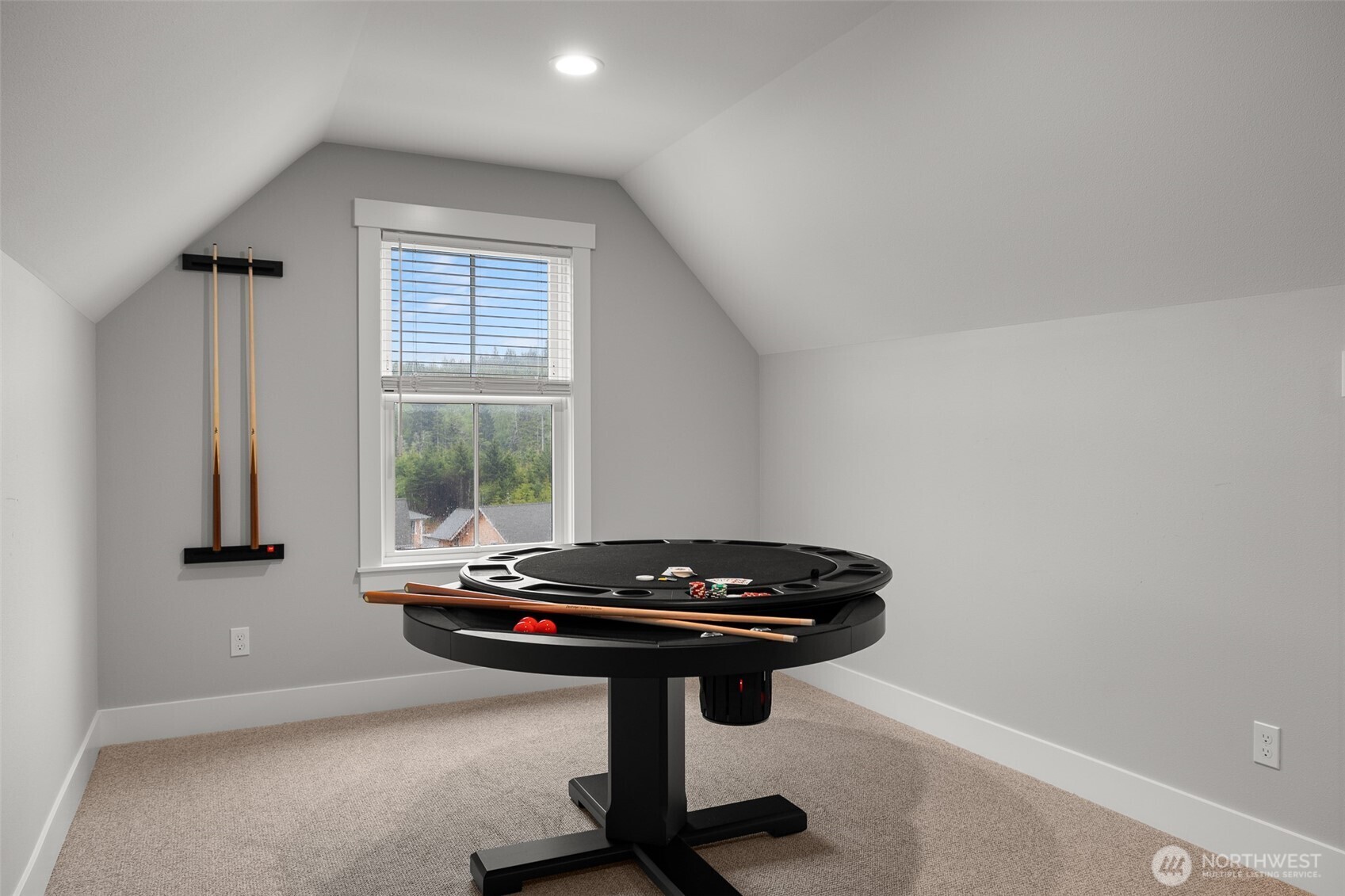 367 Compass Street , Pacific Beach, WA 98571