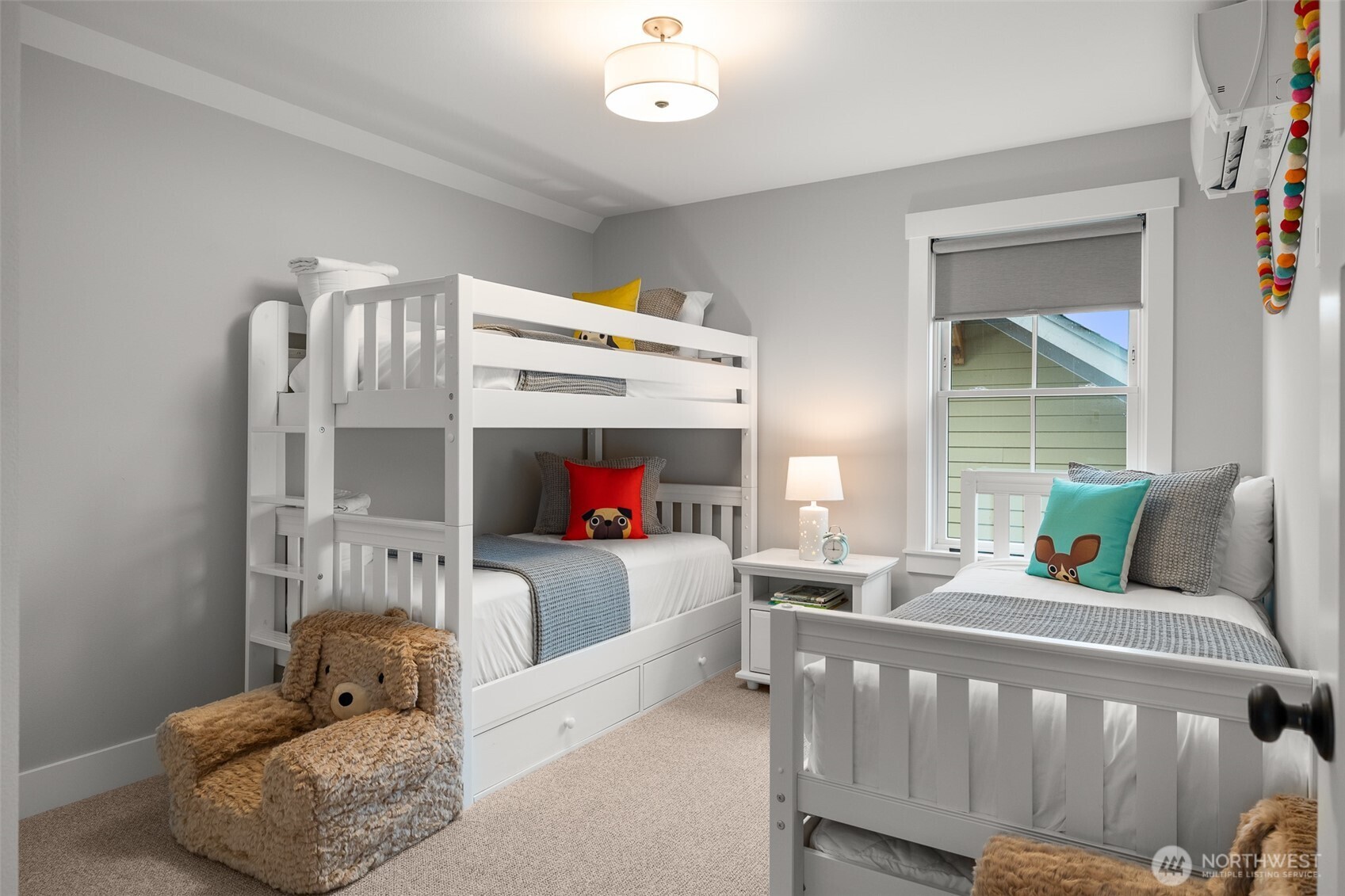 367 Compass Street , Pacific Beach, WA 98571