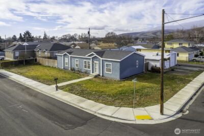 159 Ivy Street NE, Ephrata, WA 98823 - Photo 1