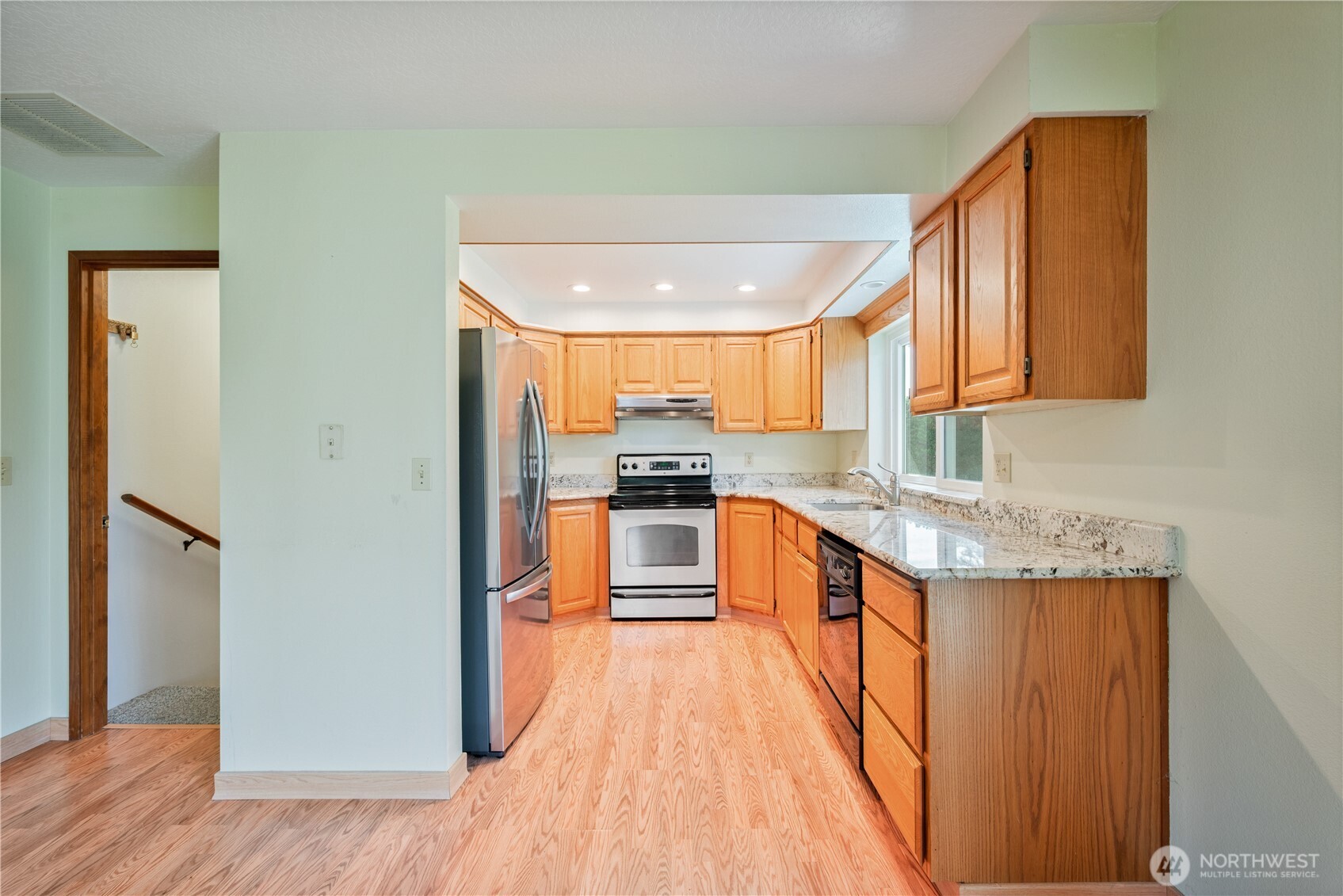 240 St. James Place , Longview, WA 98632