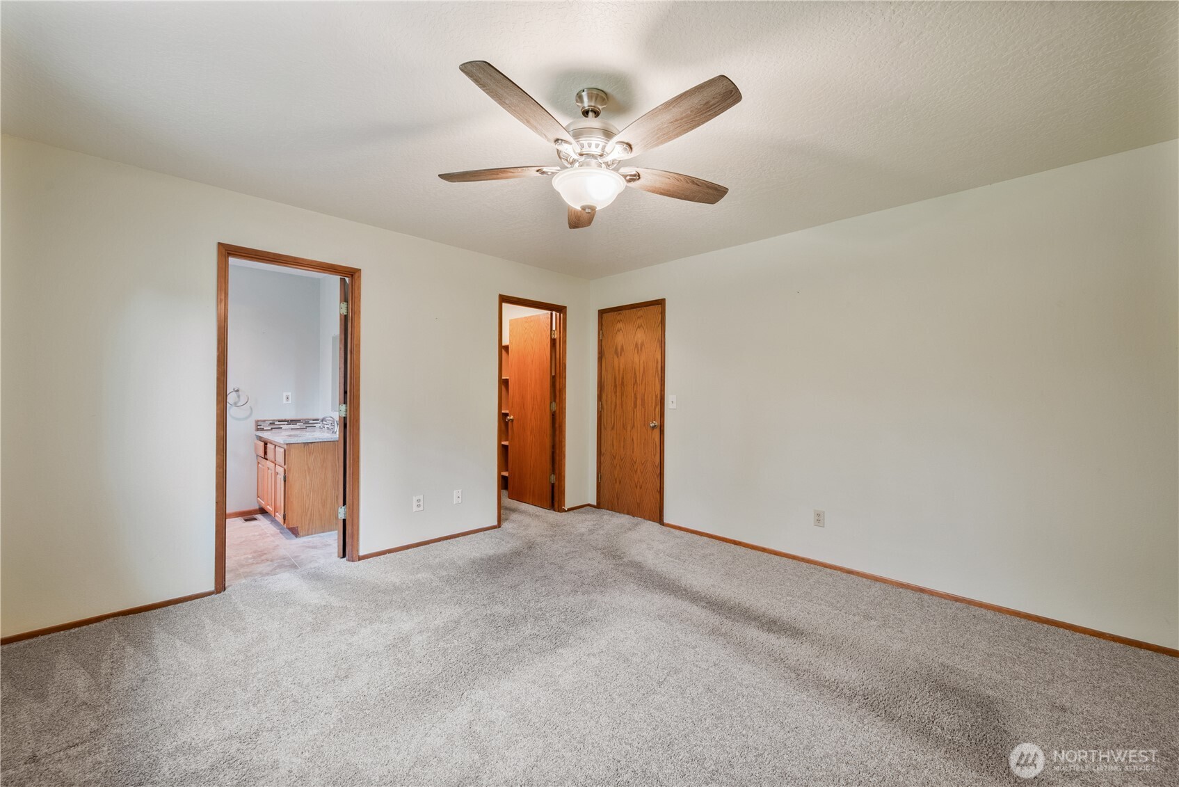240 St. James Place , Longview, WA 98632