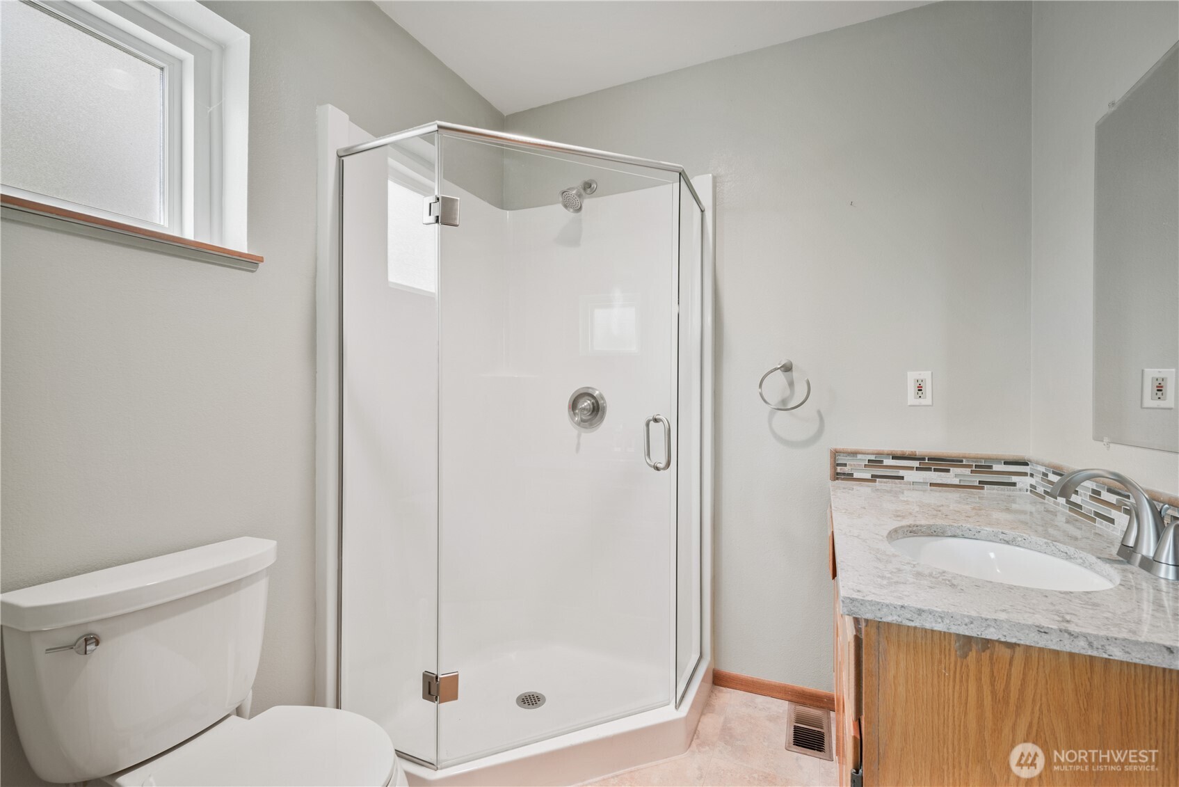 240 St. James Place , Longview, WA 98632