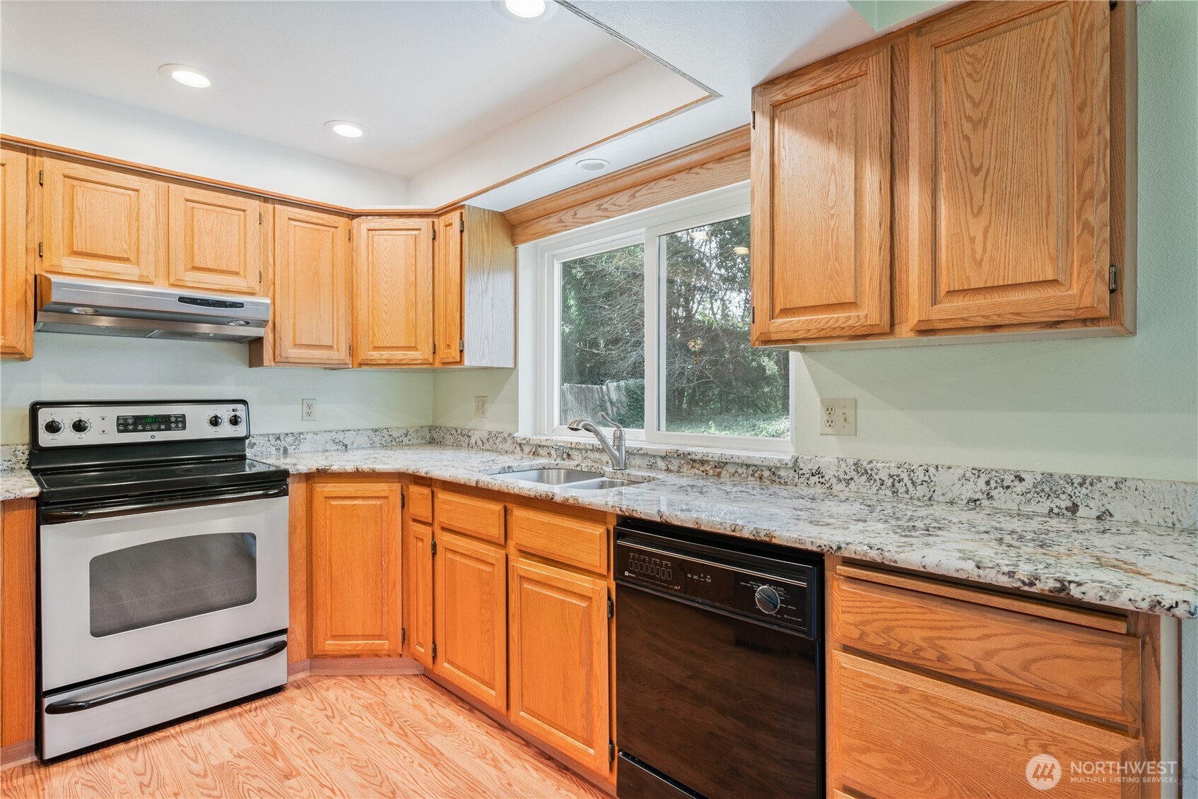 240 St. James Place , Longview, WA 98632