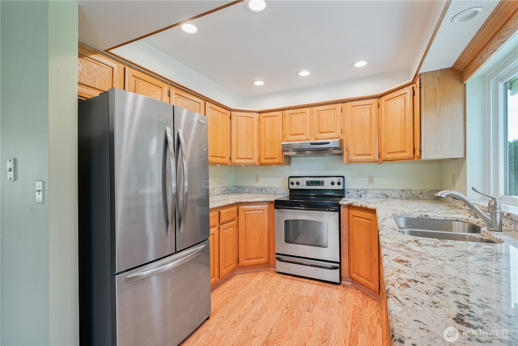 240 St. James Place , Longview, WA 98632