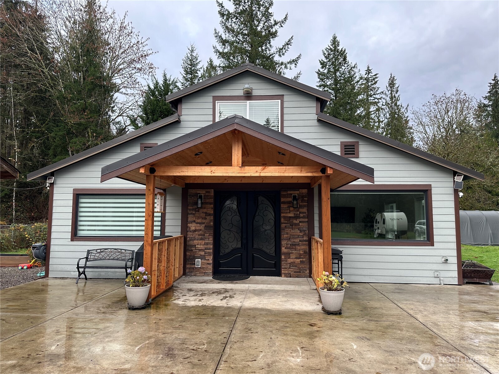 31305 SE 202nd Avenue , Kent, WA 98042