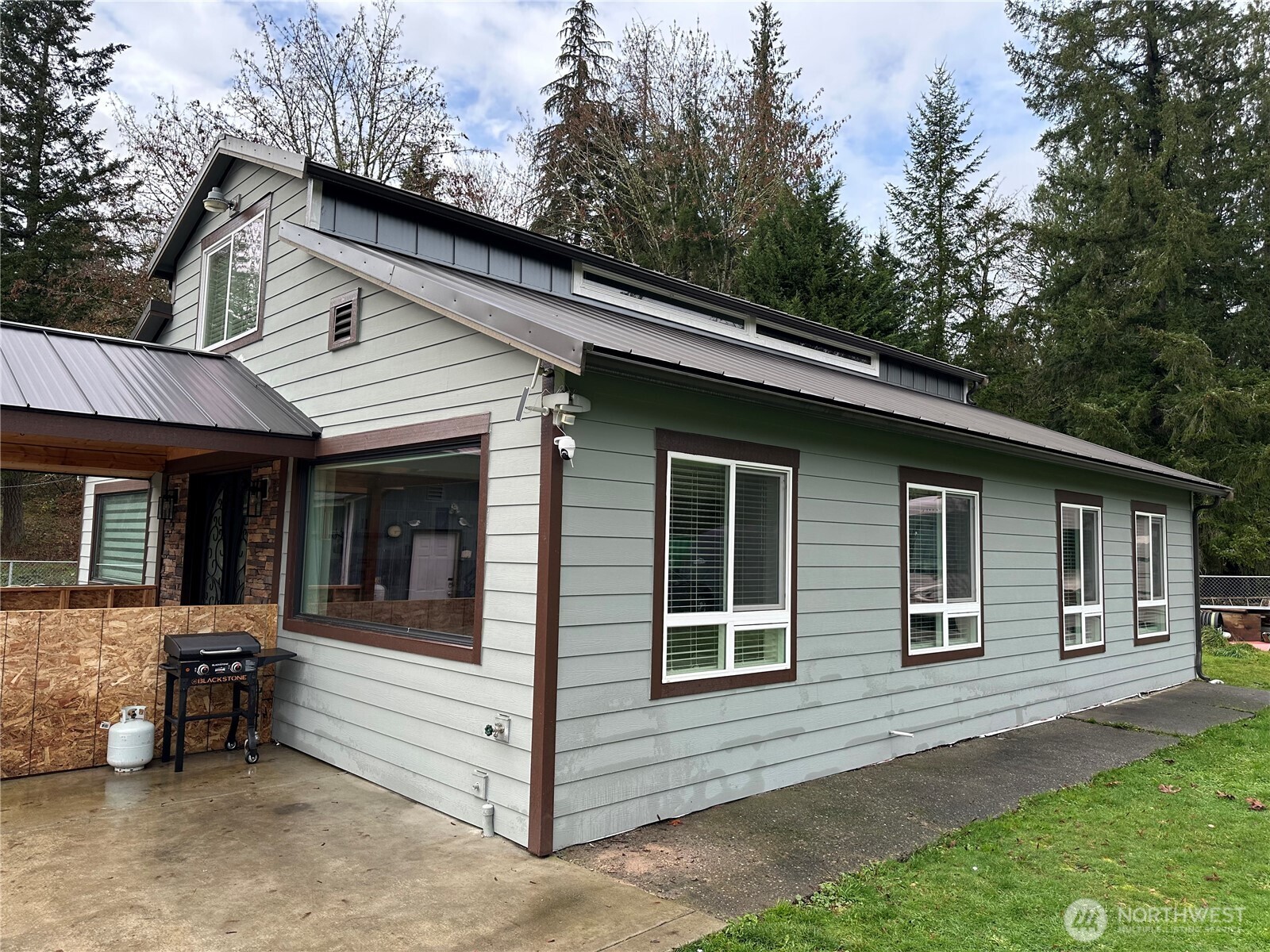 31305 SE 202nd Avenue , Kent, WA 98042