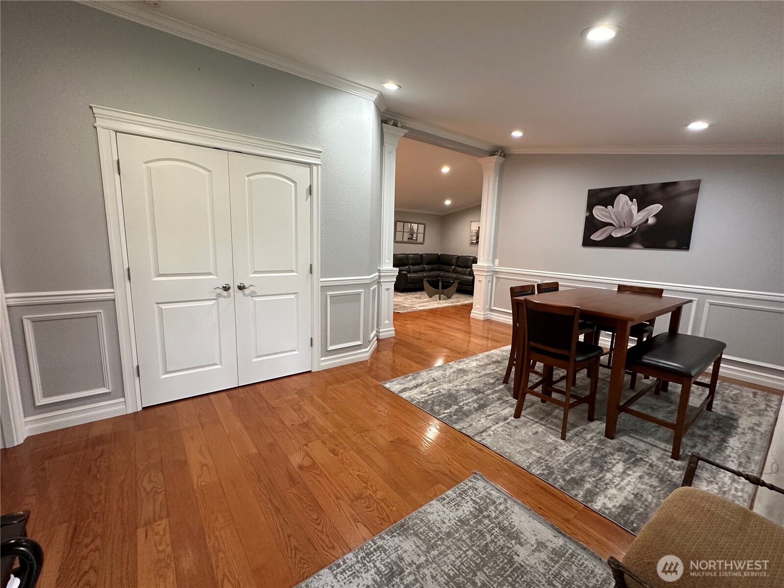 31305 SE 202nd Avenue , Kent, WA 98042