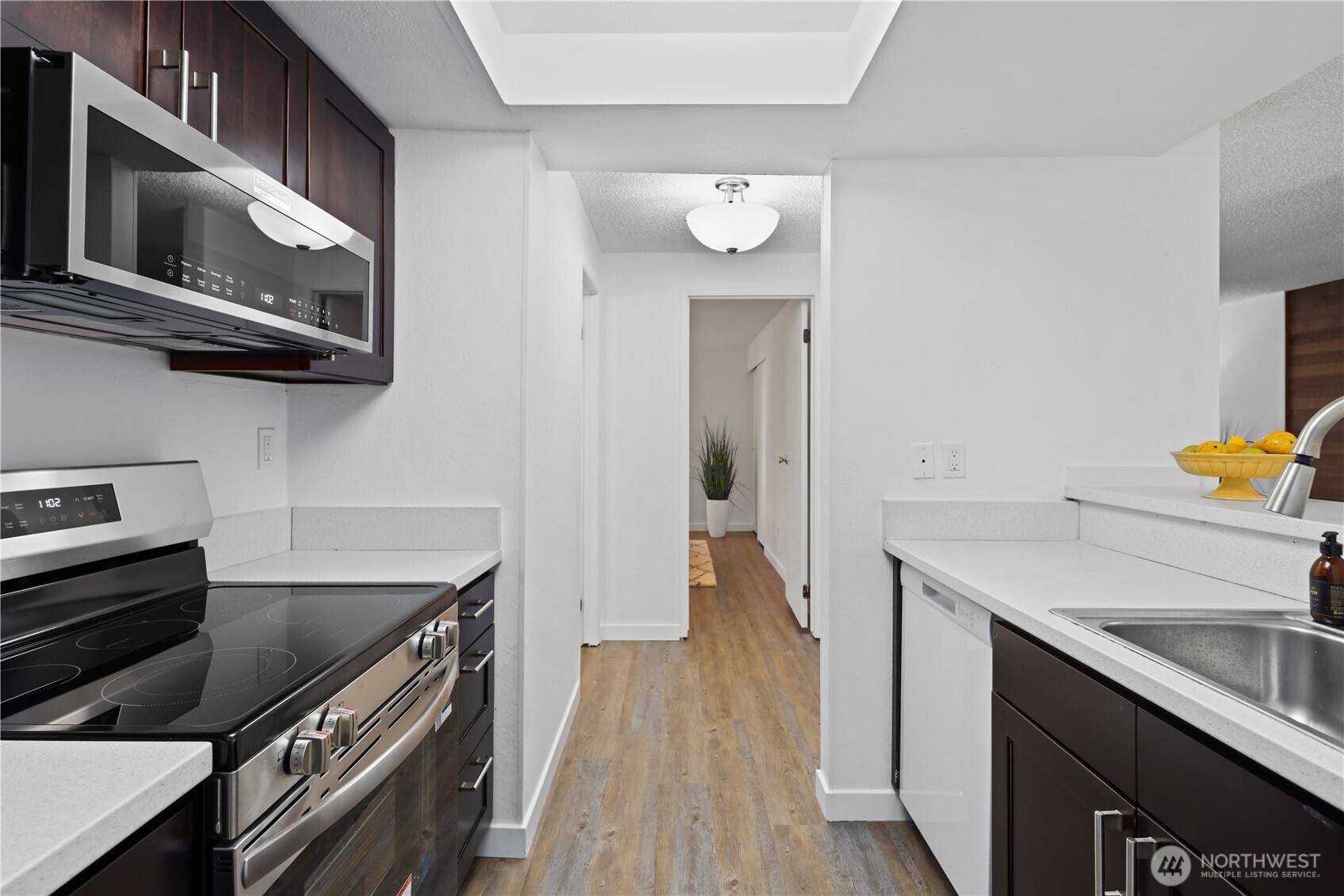 14515 NE 32nd Street #H104, Bellevue, WA 98007