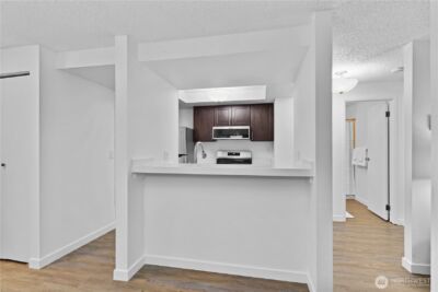 14515 NE 32nd Street #H104, Bellevue, WA 98007 - Photo 21