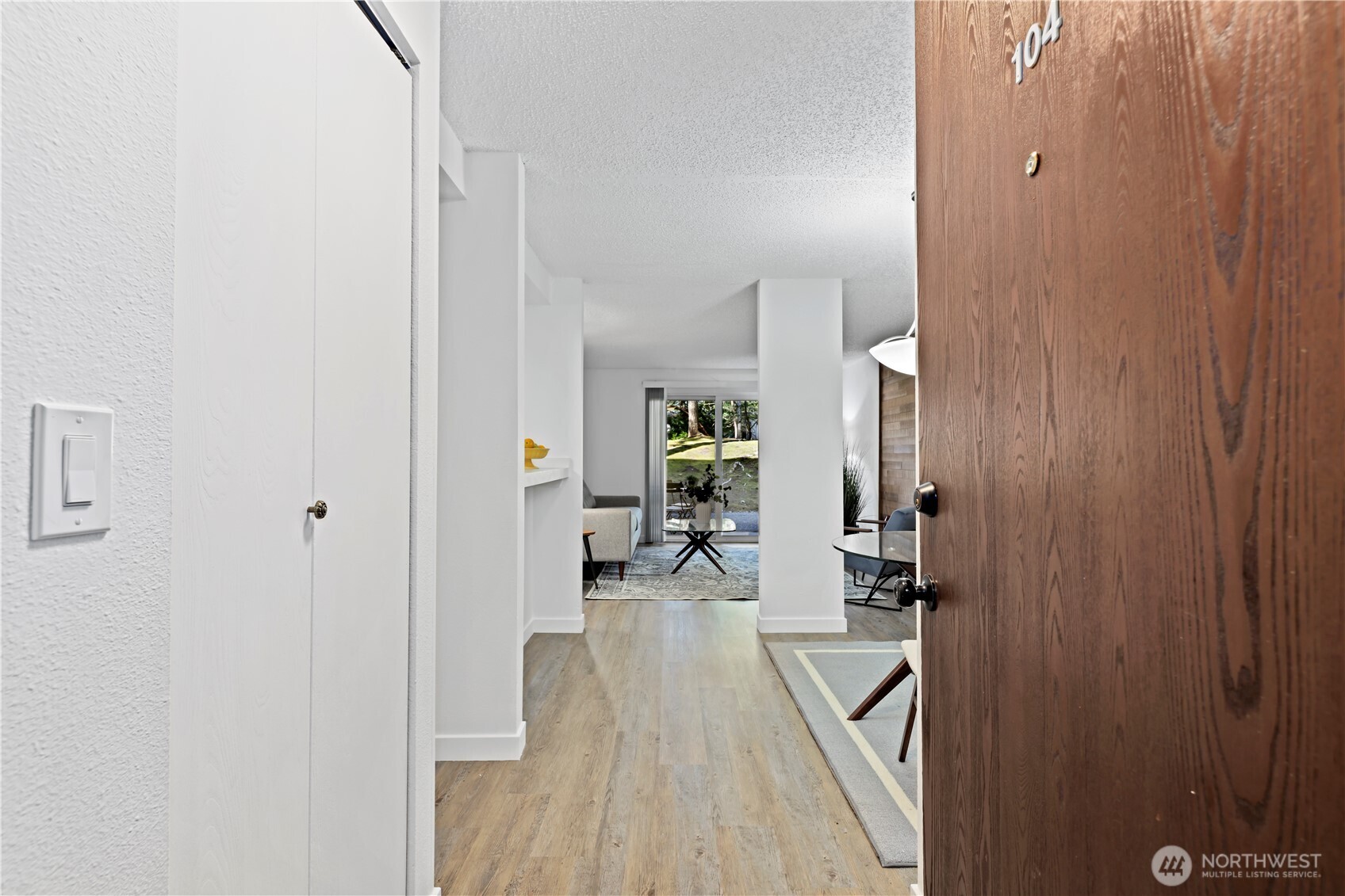 14515 NE 32nd Street #H104, Bellevue, WA 98007