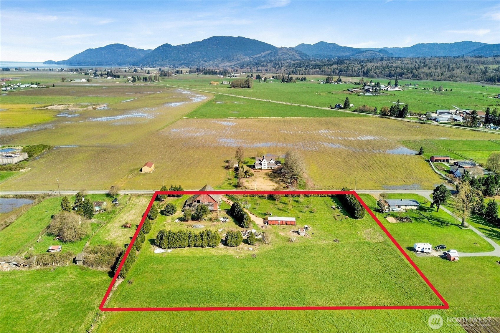 16068 Field Road , Bow, WA 98232