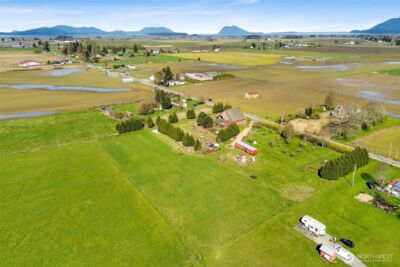 16068 Field Road , Bow, WA 98232 - Photo 15
