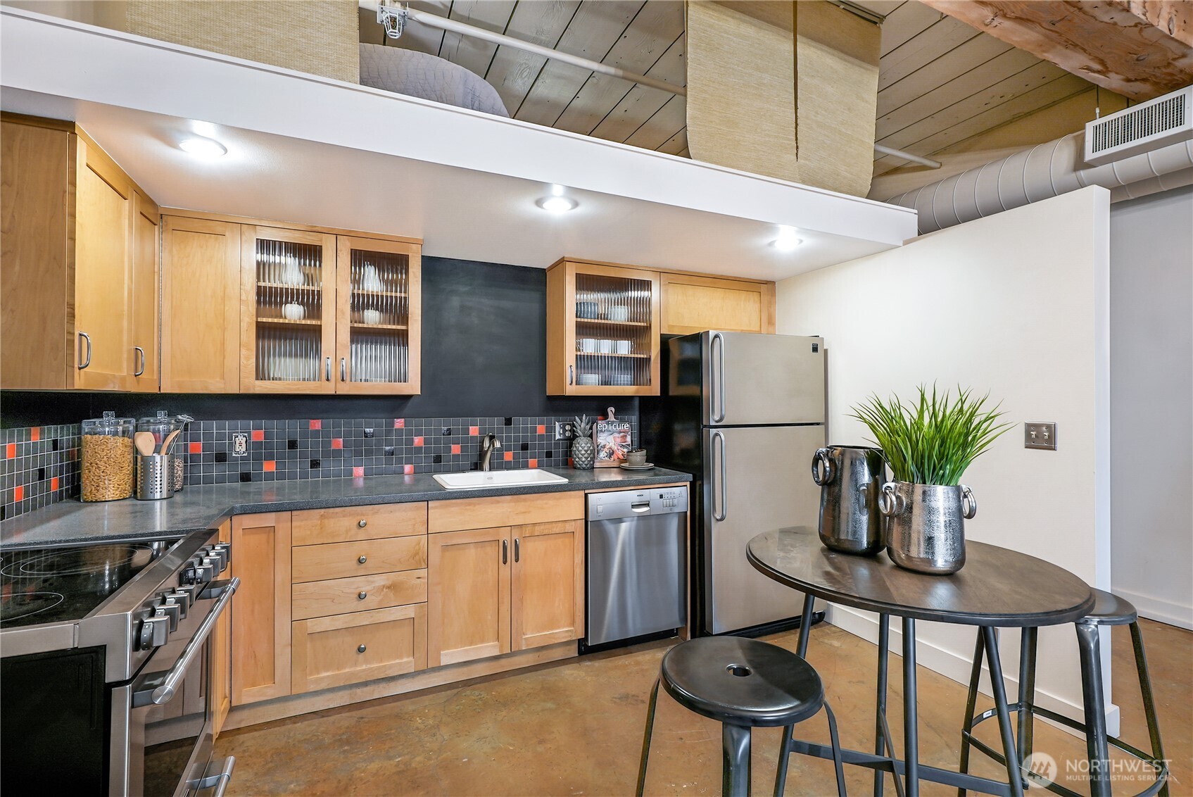 1507 Western Avenue #R102, Seattle, WA 98101