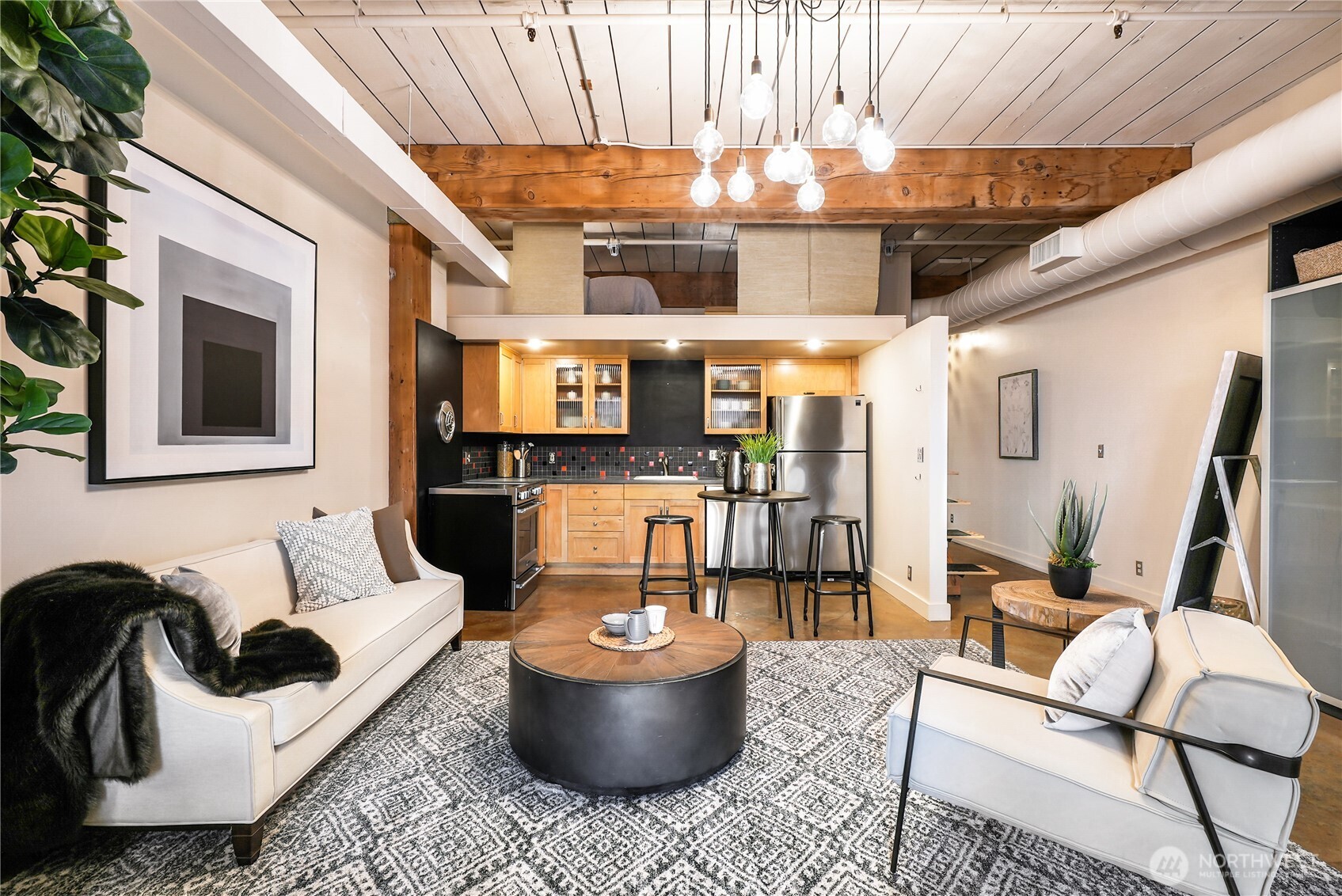 1507 Western Avenue #R102, Seattle, WA 98101