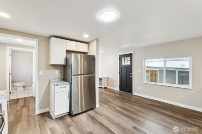 14322 Admiralty Way #27, Lynnwood, WA 98087 - Photo 10