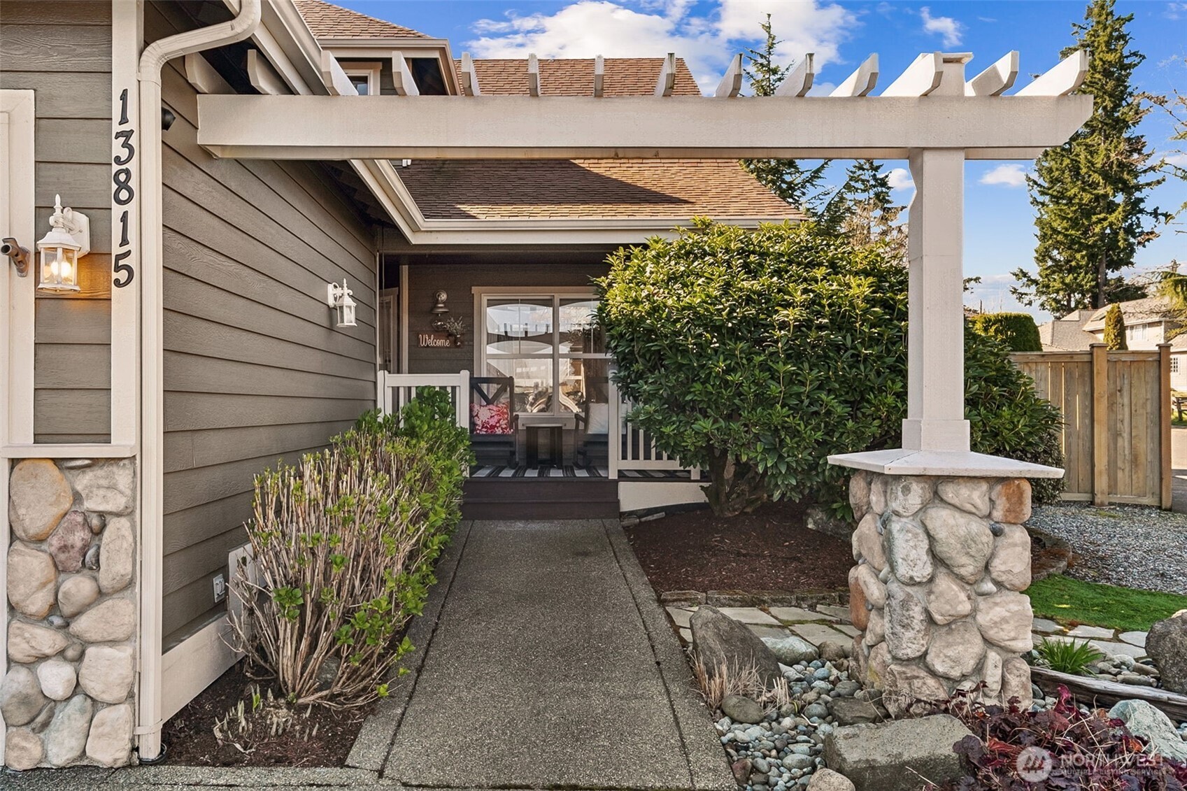 13815 SE 252nd Place , Kent, WA 98042