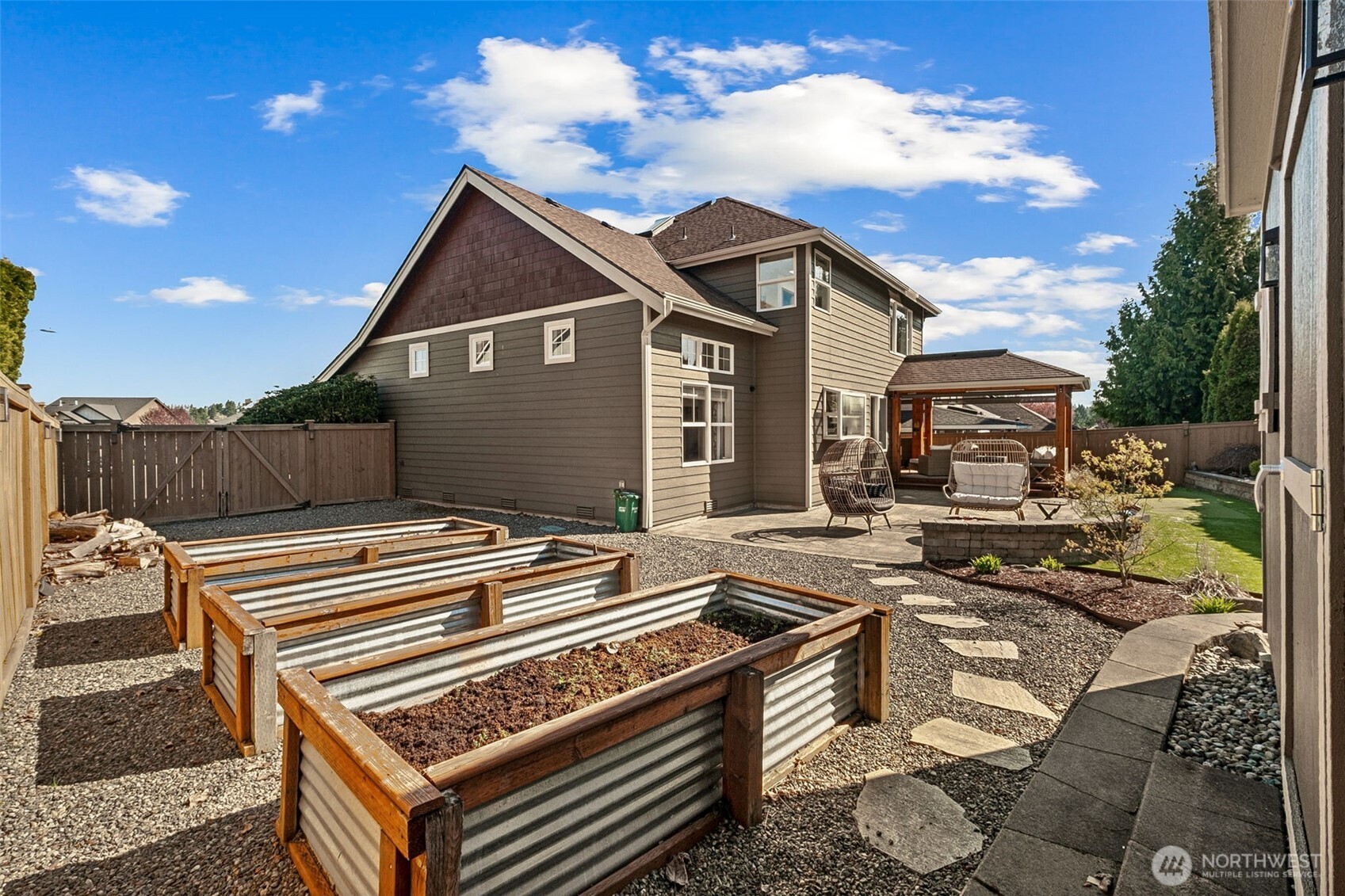 13815 SE 252nd Place , Kent, WA 98042