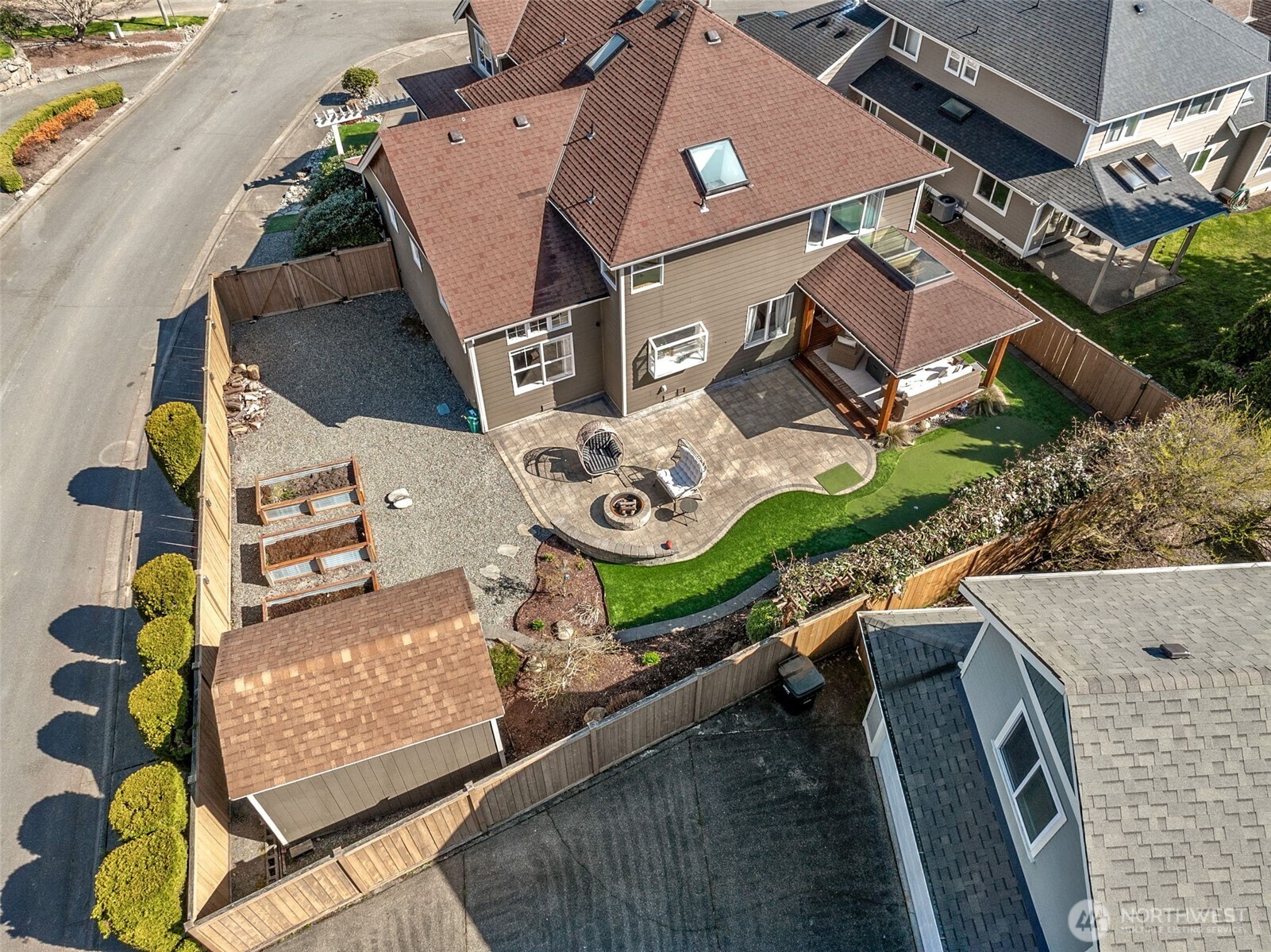 13815 SE 252nd Place , Kent, WA 98042