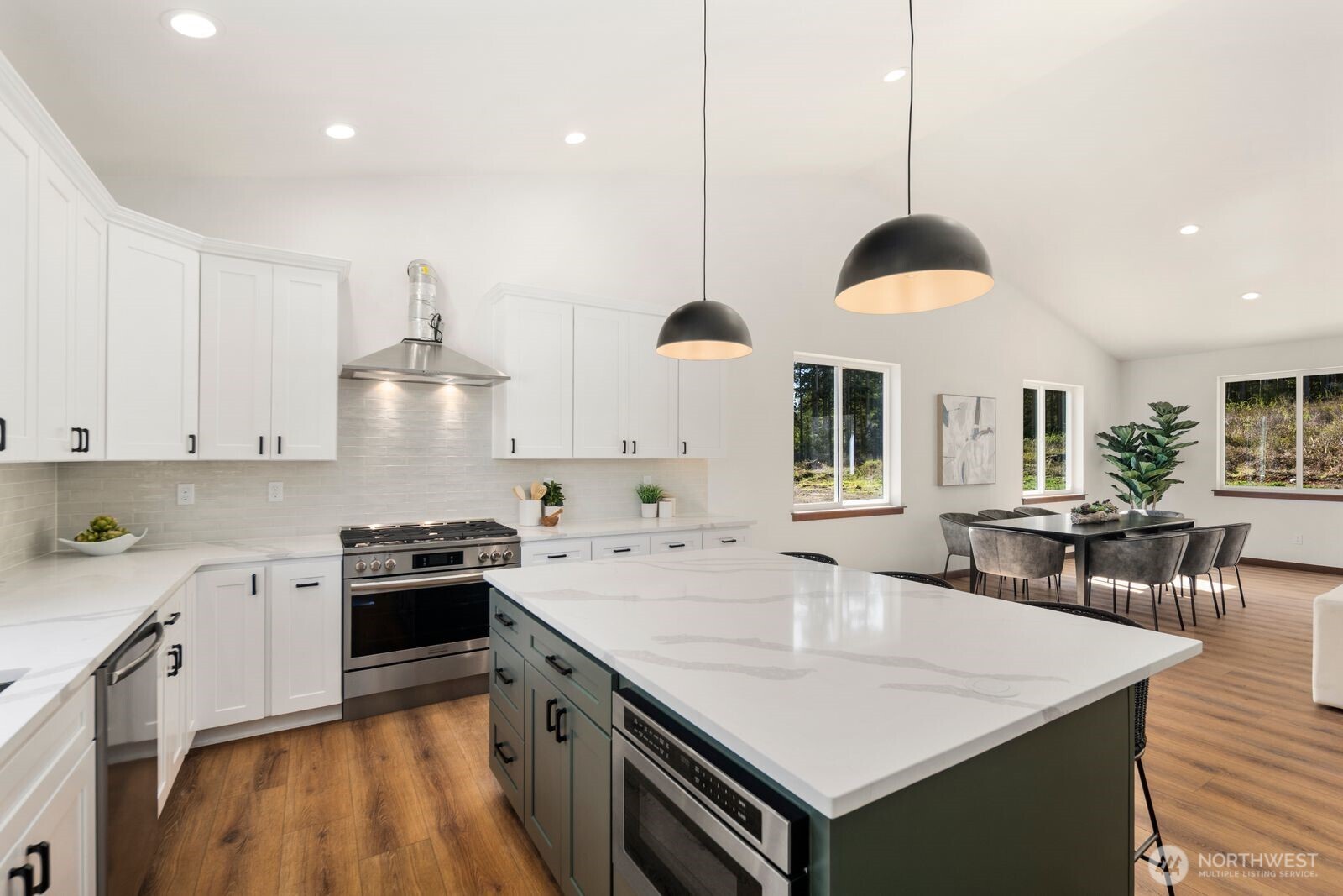 1676 Pedersen Farm Lane , Oak Harbor, WA 98277