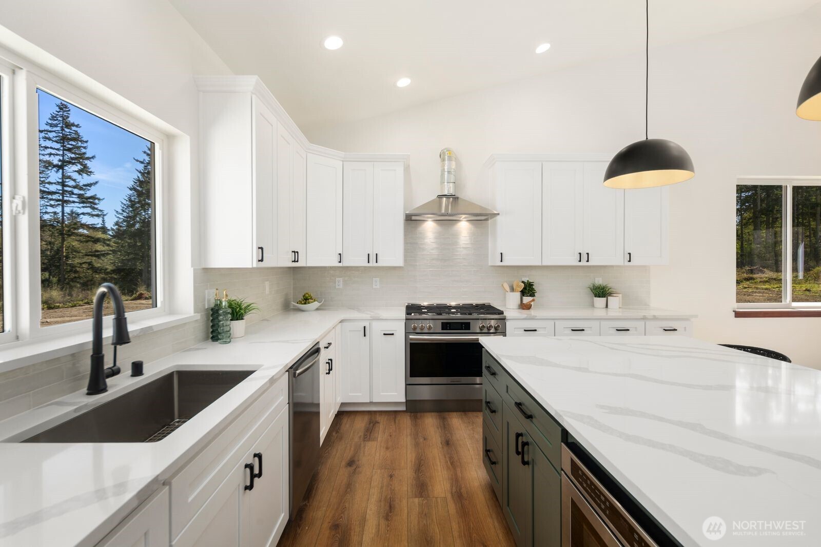 1676 Pedersen Farm Lane , Oak Harbor, WA 98277