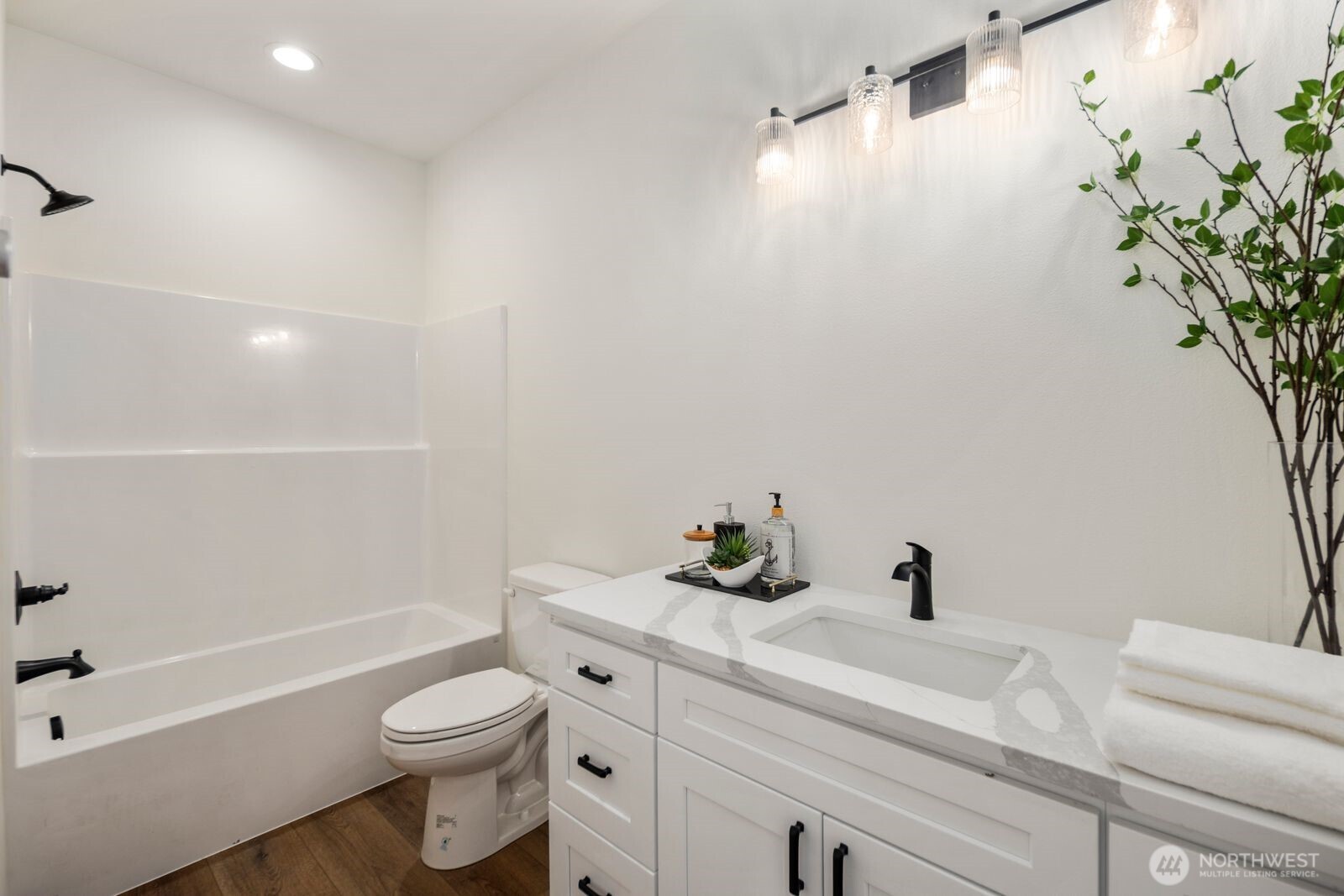 1676 Pedersen Farm Lane , Oak Harbor, WA 98277