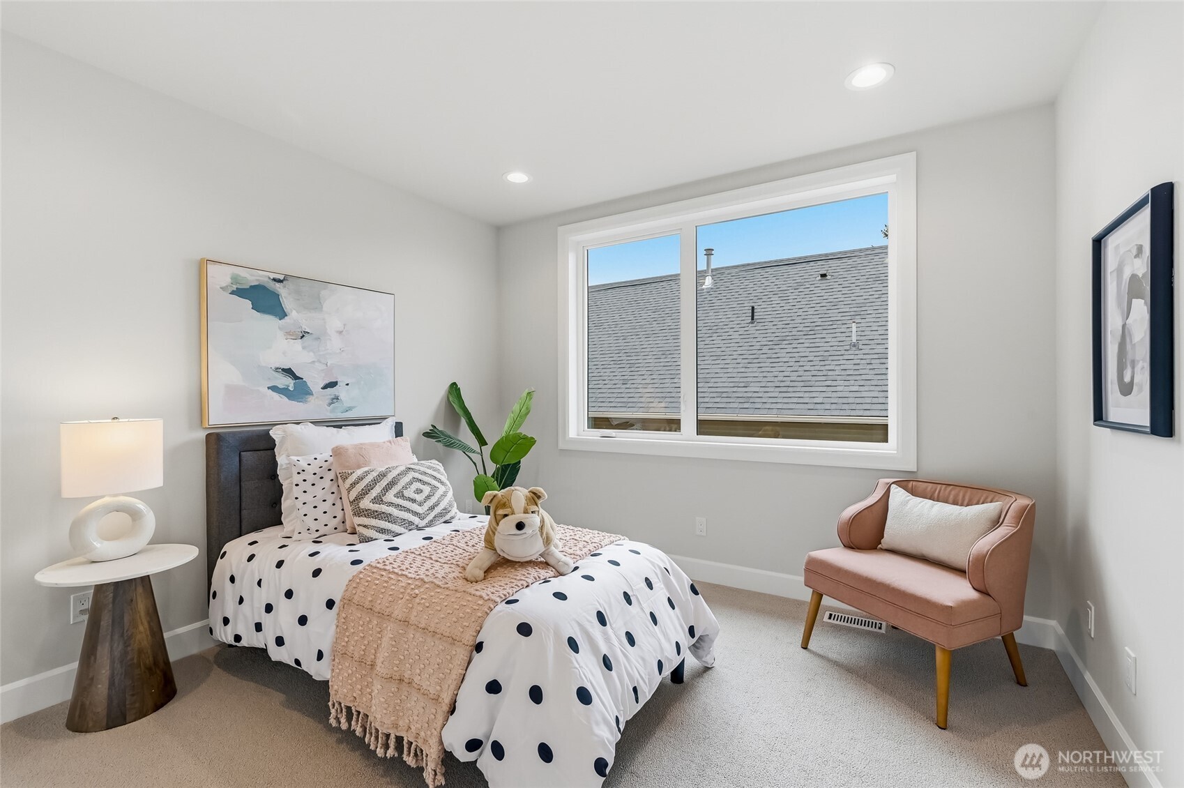 529 SE Bush Street #A, Issaquah, WA 98027