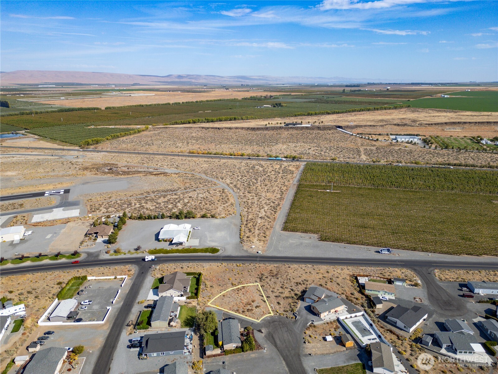 310 SW Buttercup Lane , Mattawa, WA 99349