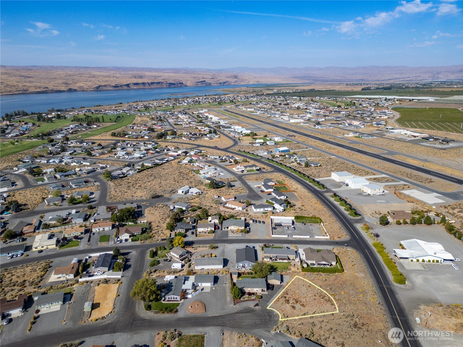 310 SW Buttercup Lane , Mattawa, WA 99349