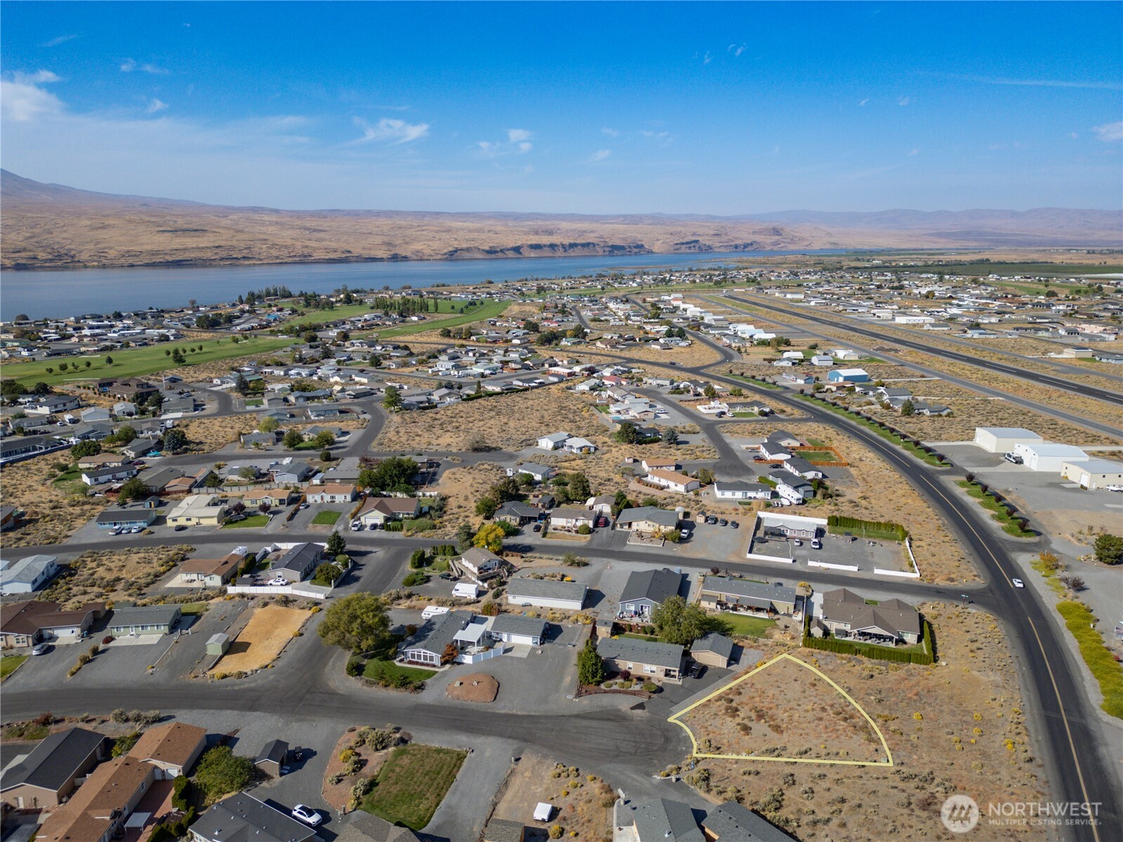 310 SW Buttercup Lane , Mattawa, WA 99349