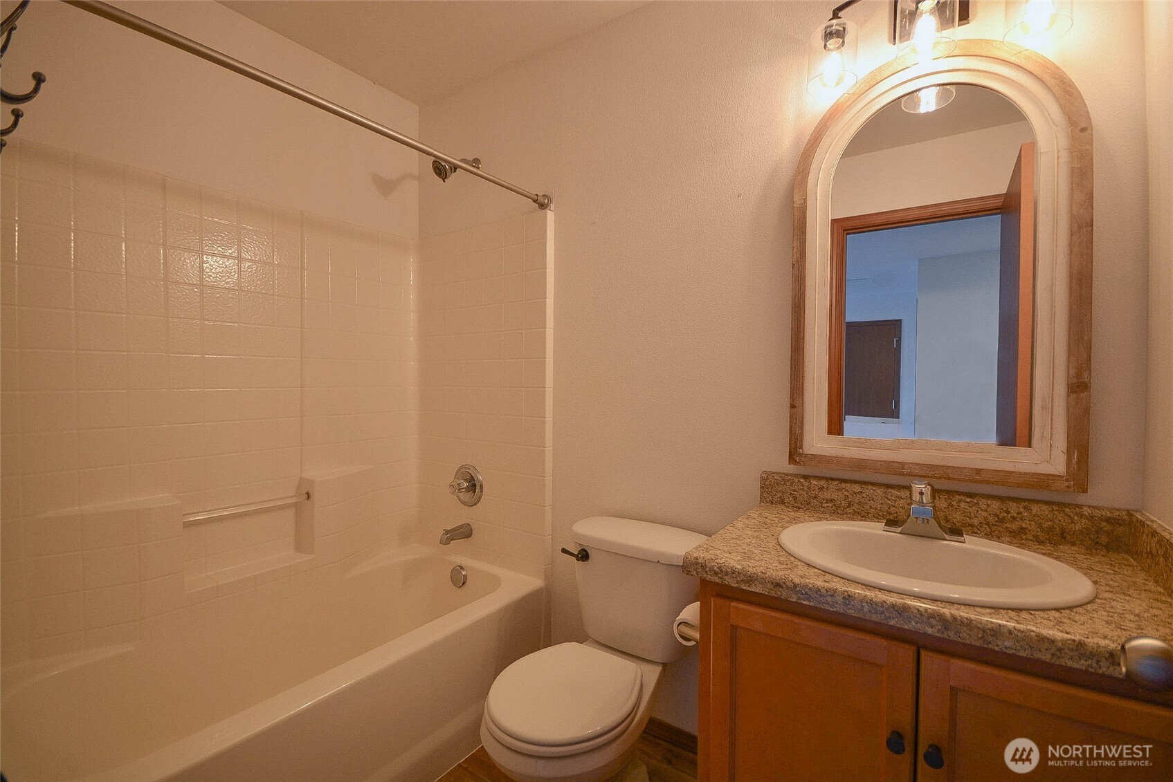 2011 Pleasure Drive SE, Tumwater, WA 98501