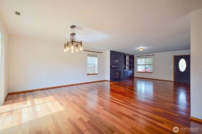 2011 Pleasure Drive SE, Tumwater, WA 98501 - Photo 4